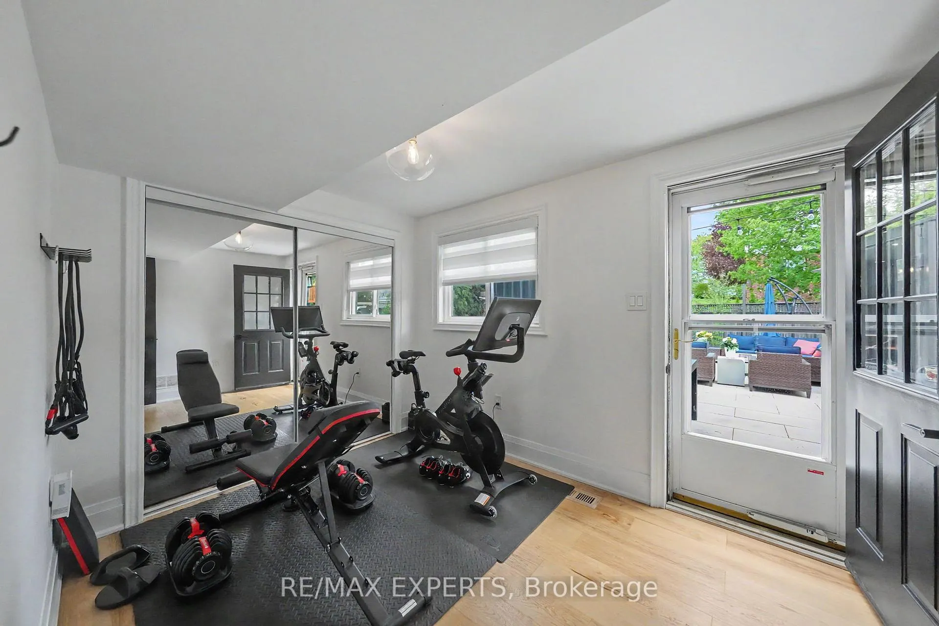 Photo 31 of 21 Bigwin Drive, Aurora, Aurora Heights — HOMEH