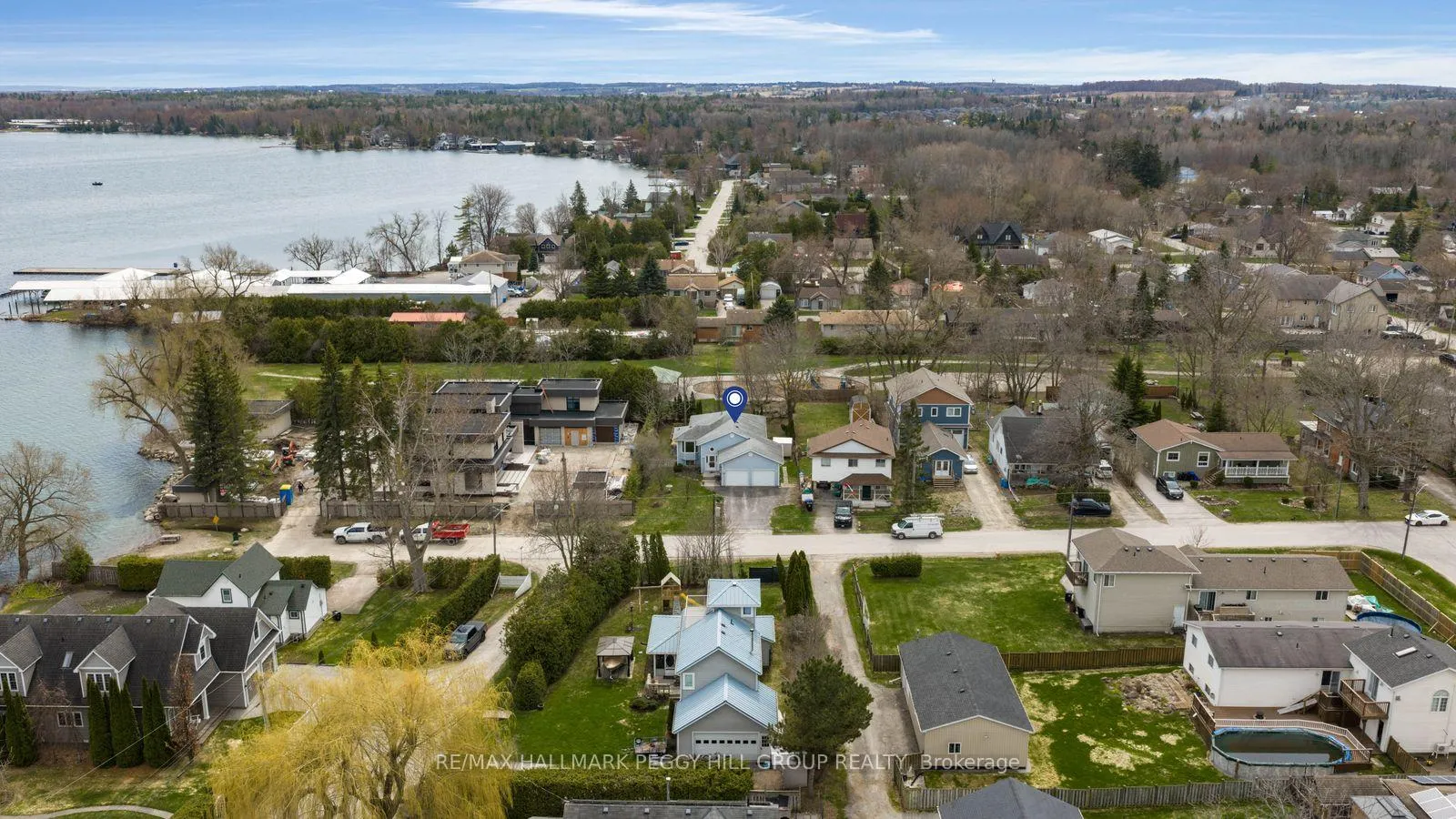 Photo 2 of 996 Arnold Street, Innisfil, Rural Innisfil — HOMEH