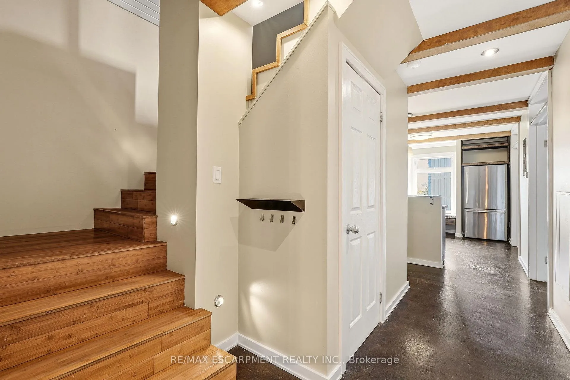 Photo 14 of 192 Catharine Street, Hamilton, Corktown — HOMEH
