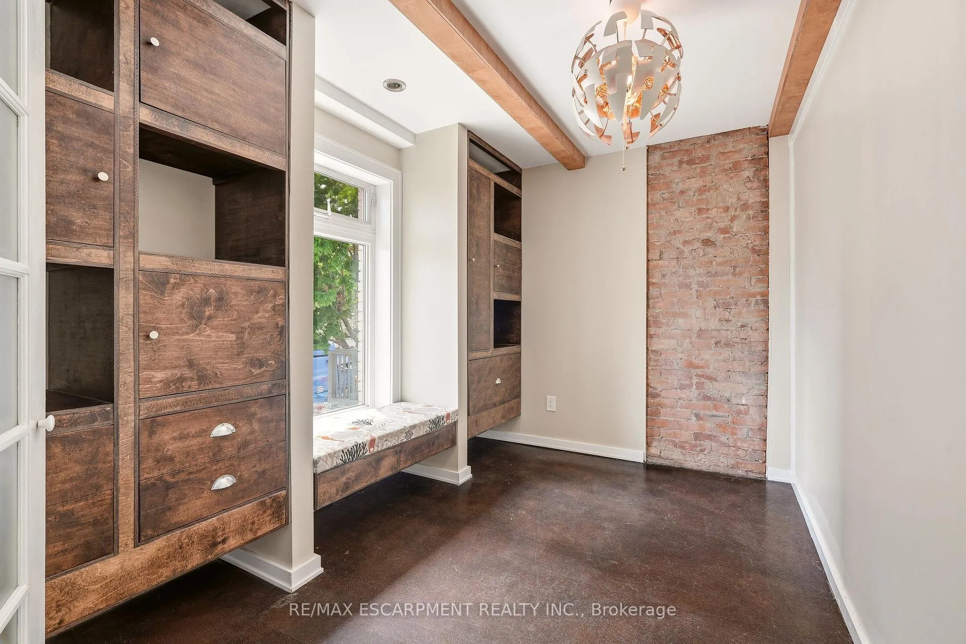Photo 25 of 192 Catharine Street, Hamilton, Corktown — HOMEH