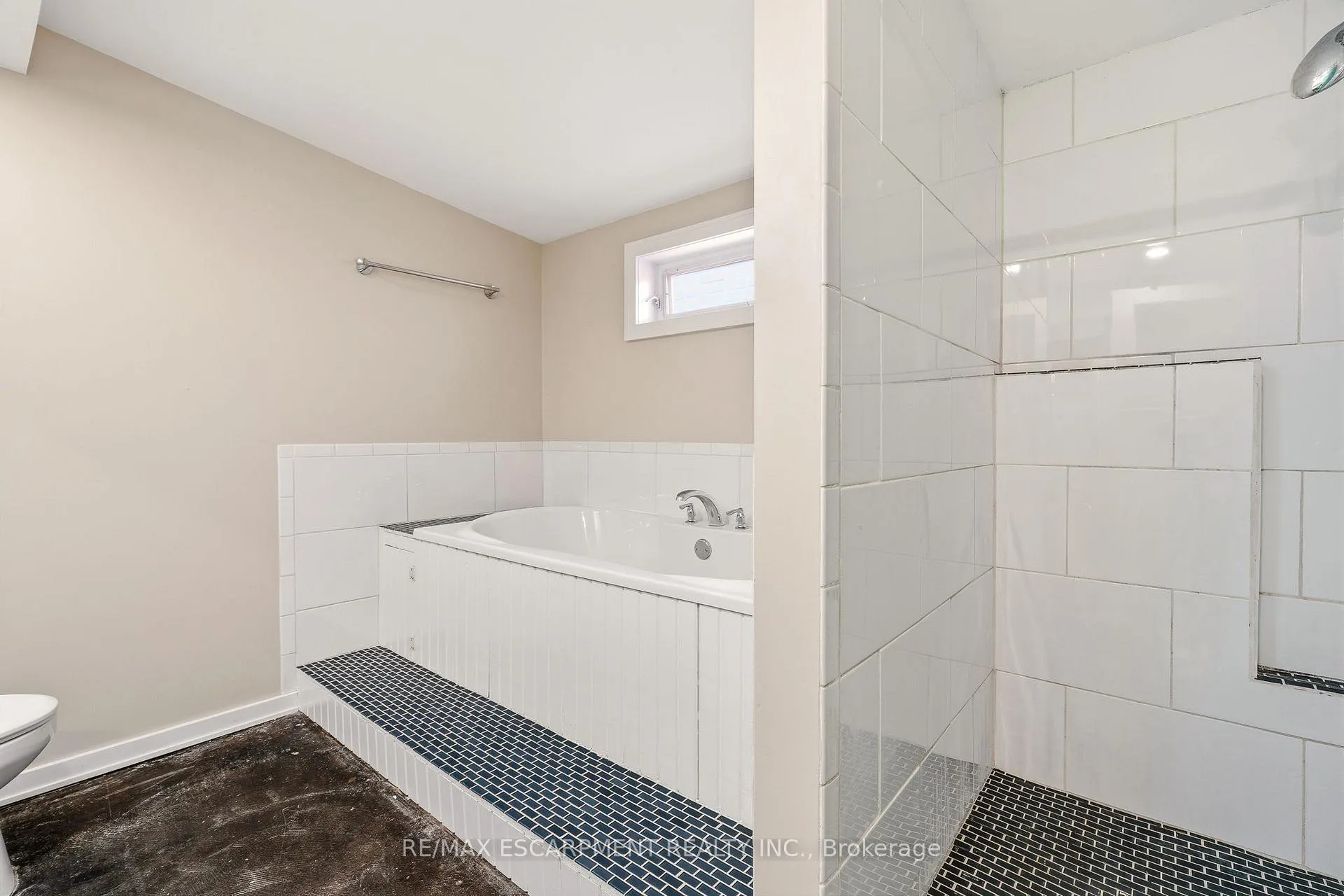Photo 30 of 192 Catharine Street, Hamilton, Corktown — HOMEH