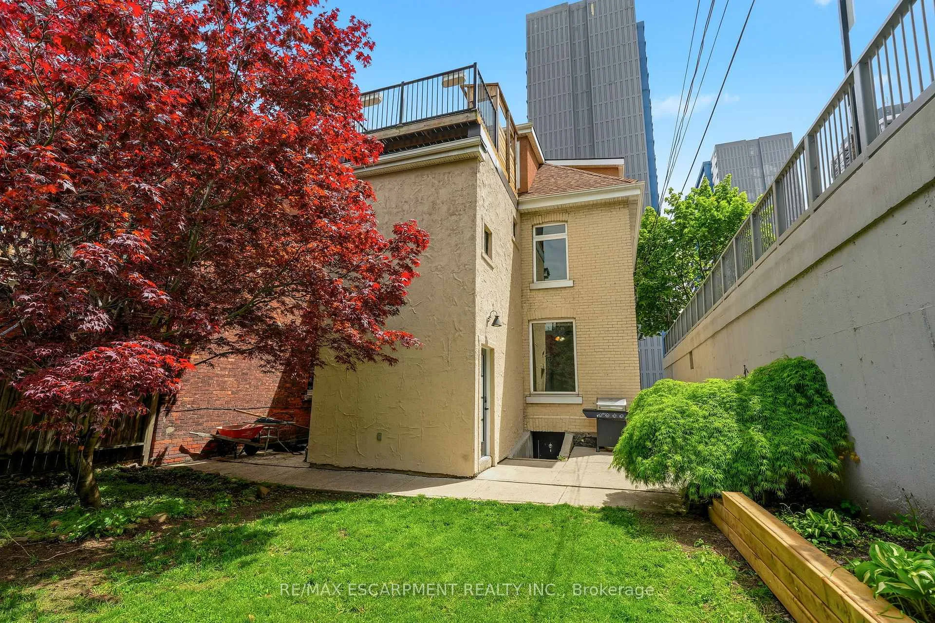 Photo 48 of 192 Catharine Street, Hamilton, Corktown — HOMEH