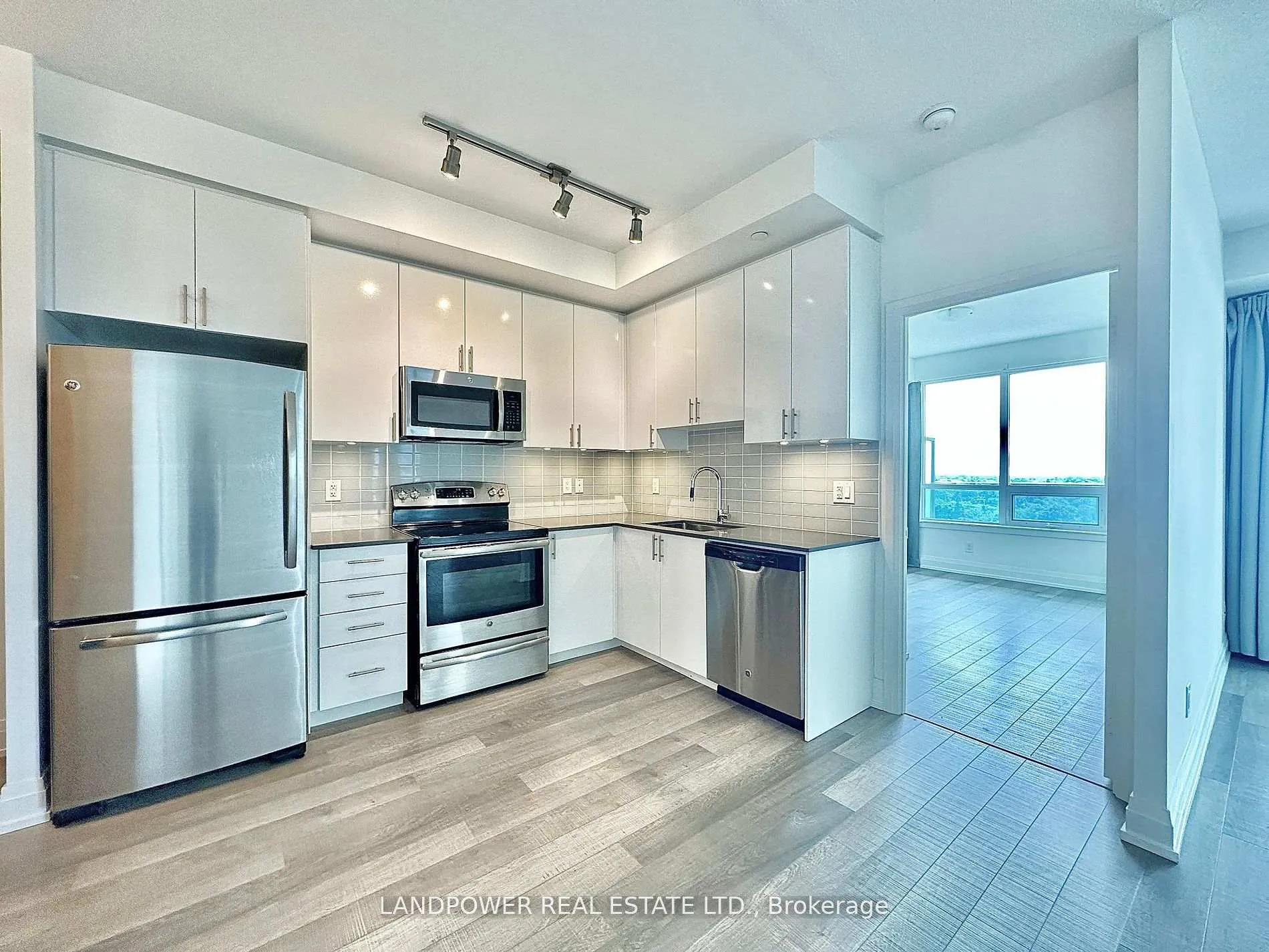 Photo 1 of Unit 1109, 7167 Yonge Street, Markham, Grandview — HOMEH