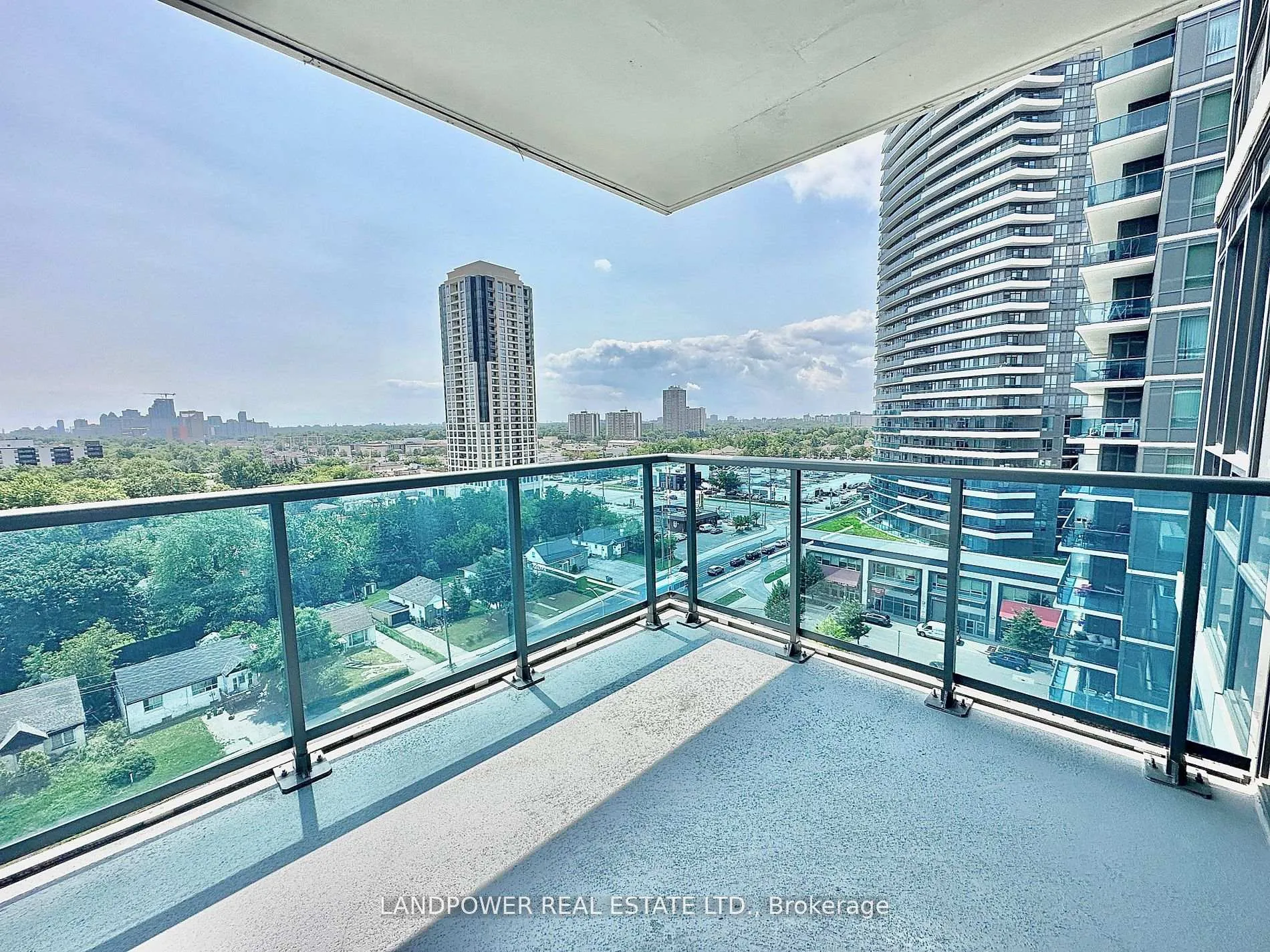 Photo 10 of Unit 1109, 7167 Yonge Street, Markham, Grandview — HOMEH
