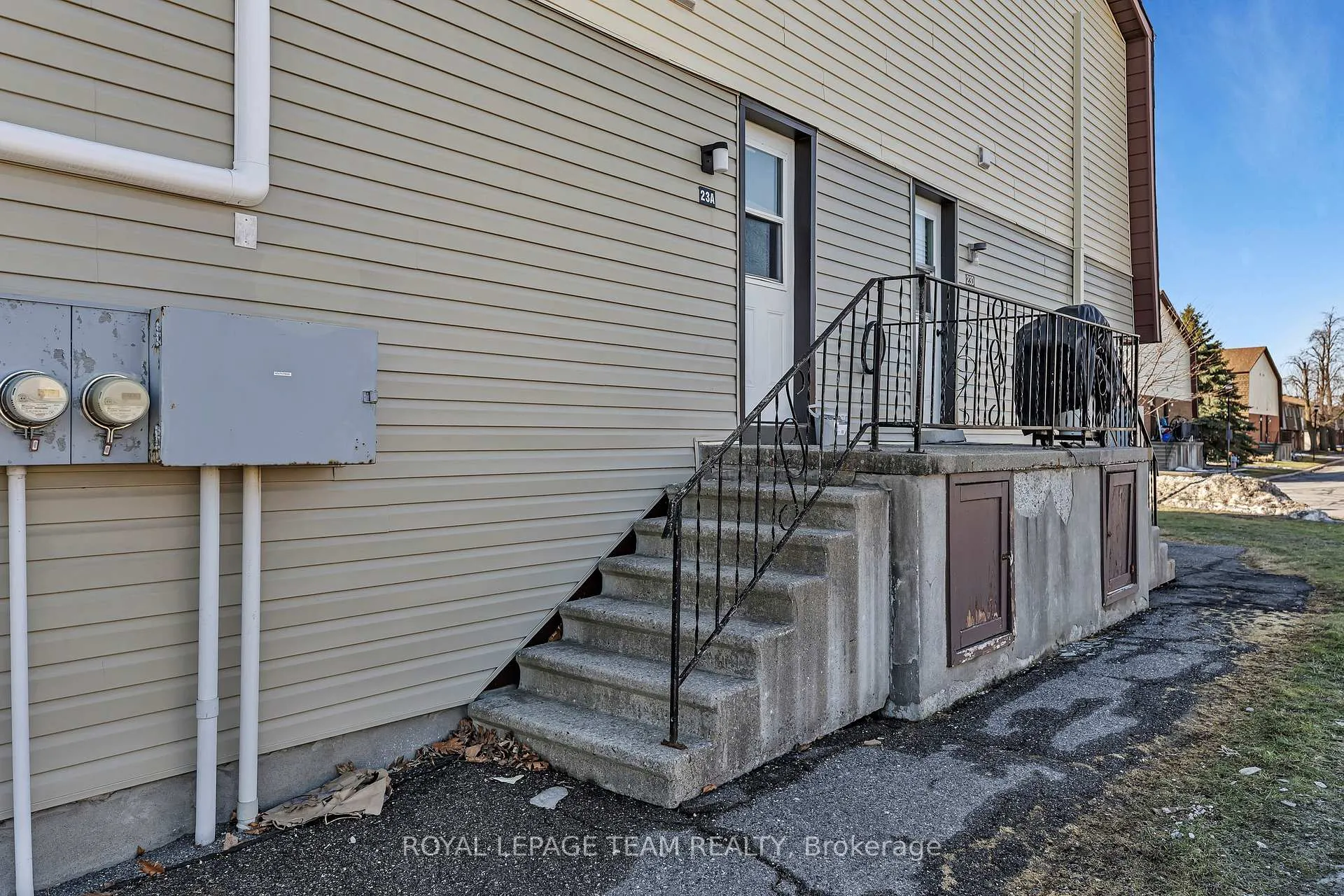 Photo 9 of 23A Woodvale Green, Ottawa, Craig Henry/Woodvale — HOMEH