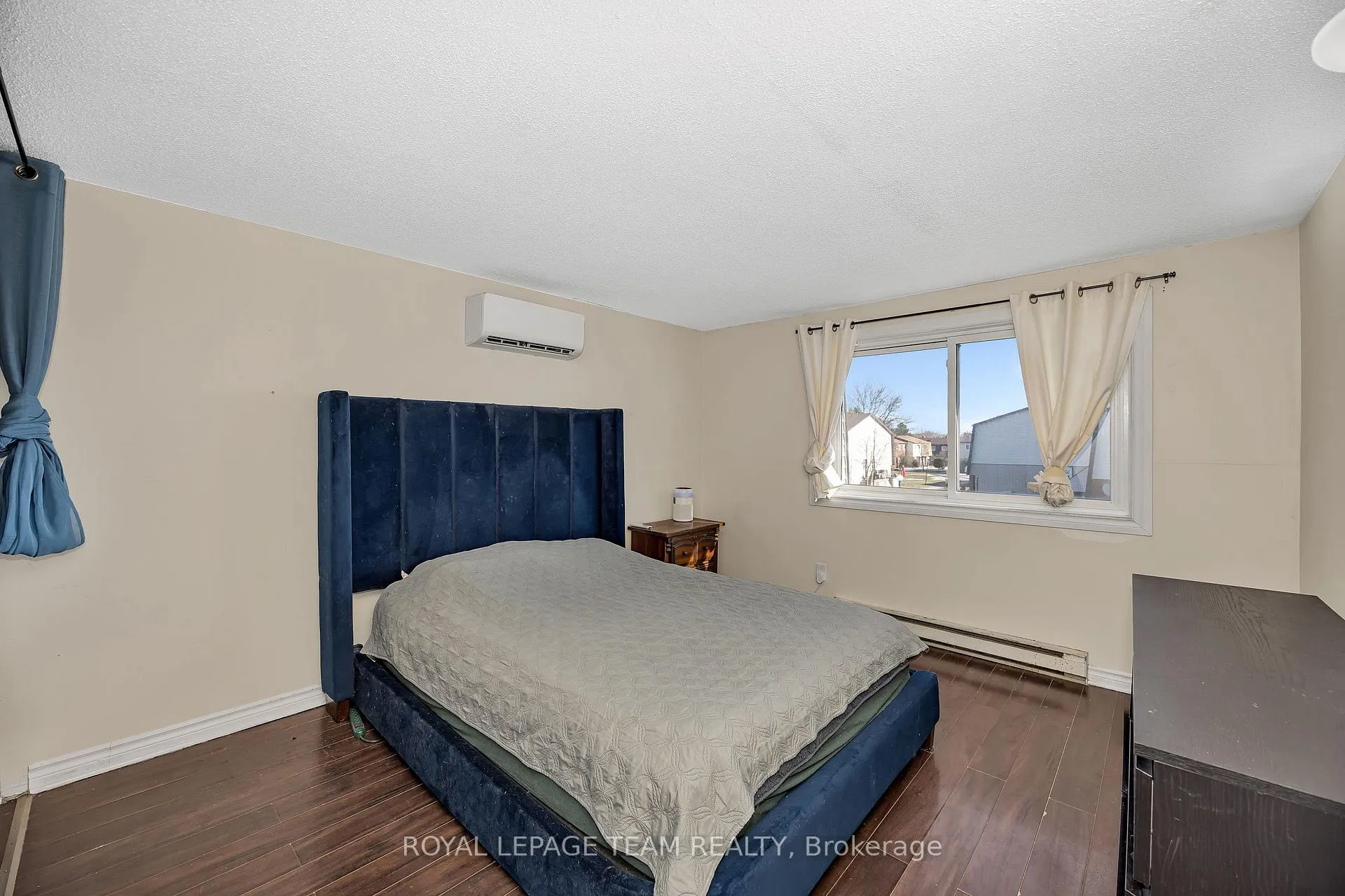 Photo 14 of 23A Woodvale Green, Ottawa, Craig Henry/Woodvale — HOMEH