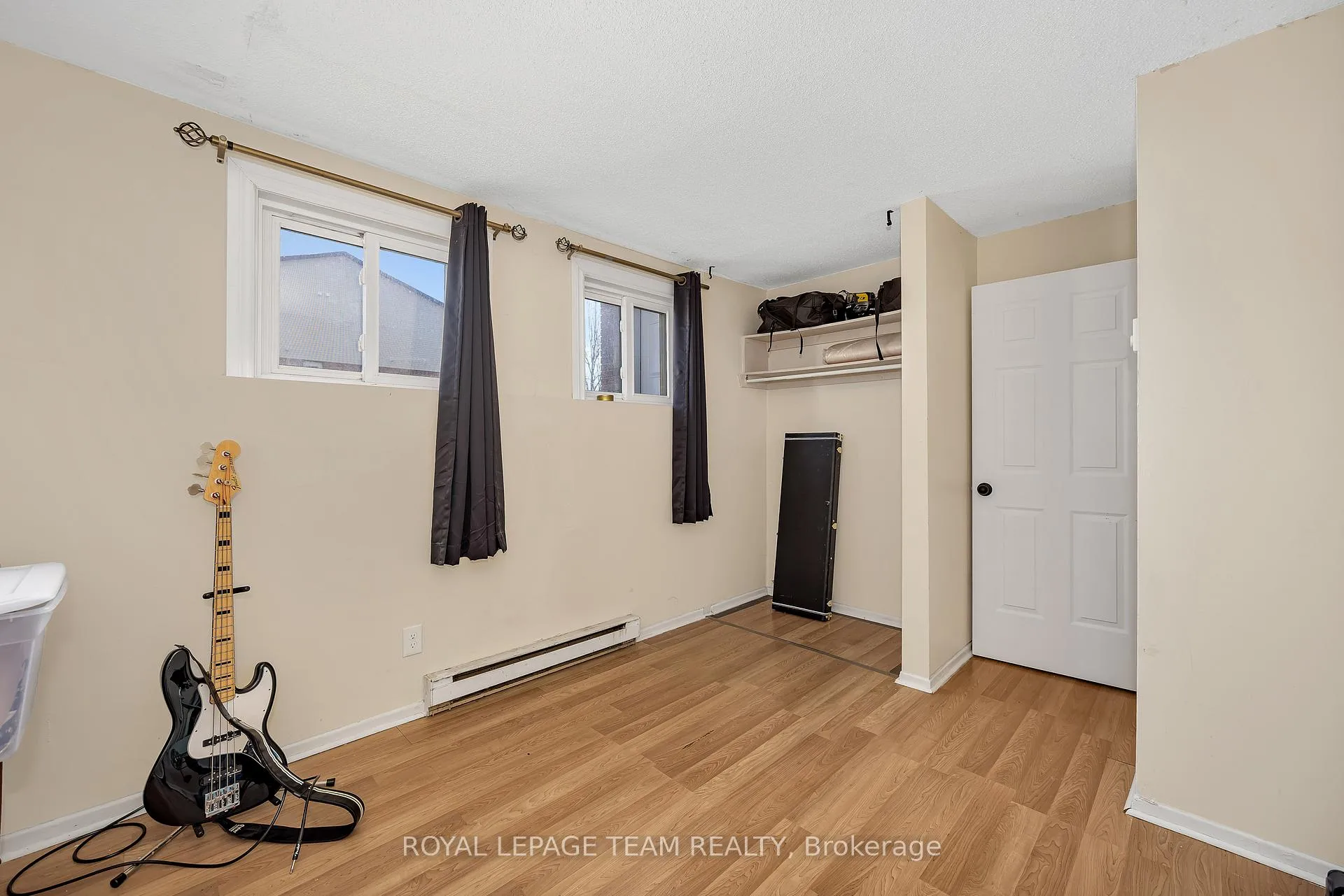 Photo 18 of 23A Woodvale Green, Ottawa, Craig Henry/Woodvale — HOMEH