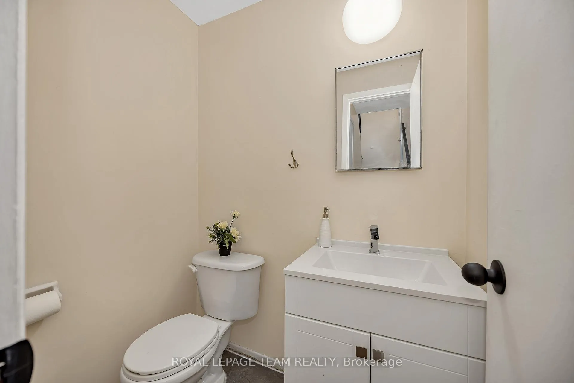 Photo 19 of 23A Woodvale Green, Ottawa, Craig Henry/Woodvale — HOMEH
