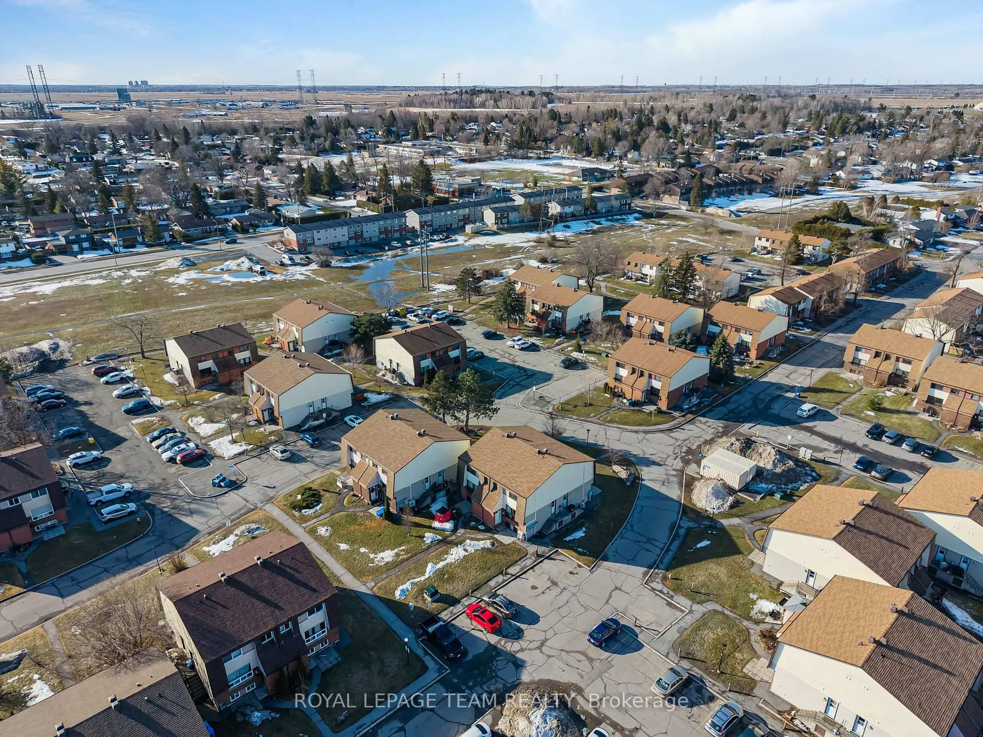 Photo 20 of 23A Woodvale Green, Ottawa, Craig Henry/Woodvale — HOMEH