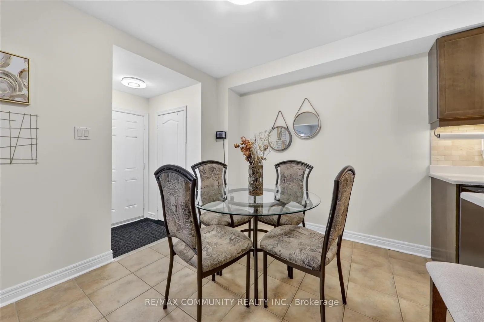 Photo 17 of 11 Schofield Gate, Ajax, Northeast Ajax — HOMEH