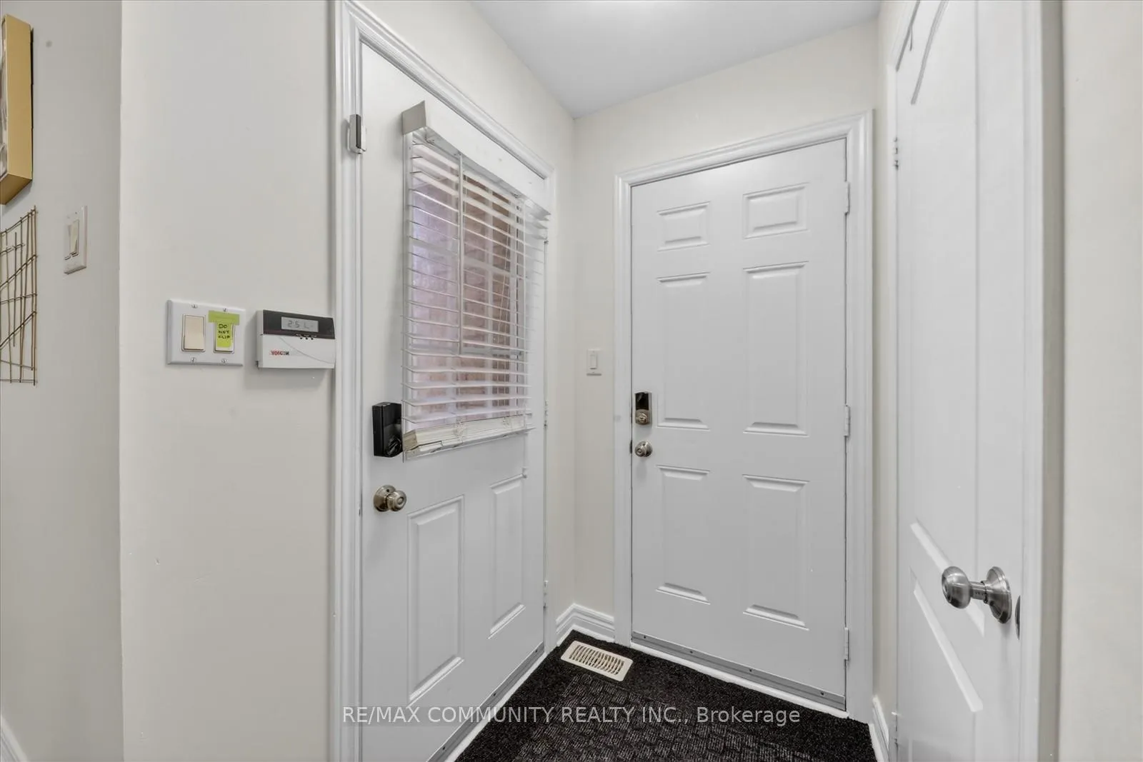 Photo 18 of 11 Schofield Gate, Ajax, Northeast Ajax — HOMEH