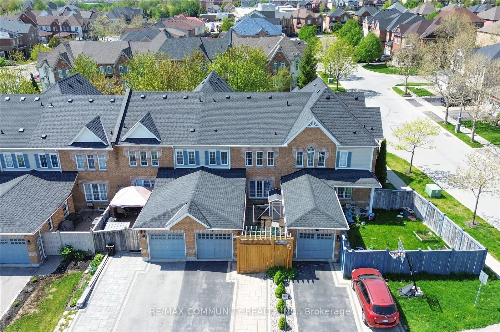Photo 41 of 11 Schofield Gate, Ajax, Northeast Ajax — HOMEH