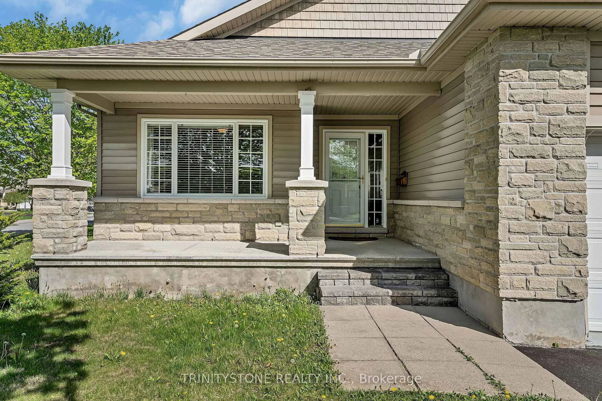 Photo 3 of 90 Sinclair Avenue, Carleton Place — HOMEH