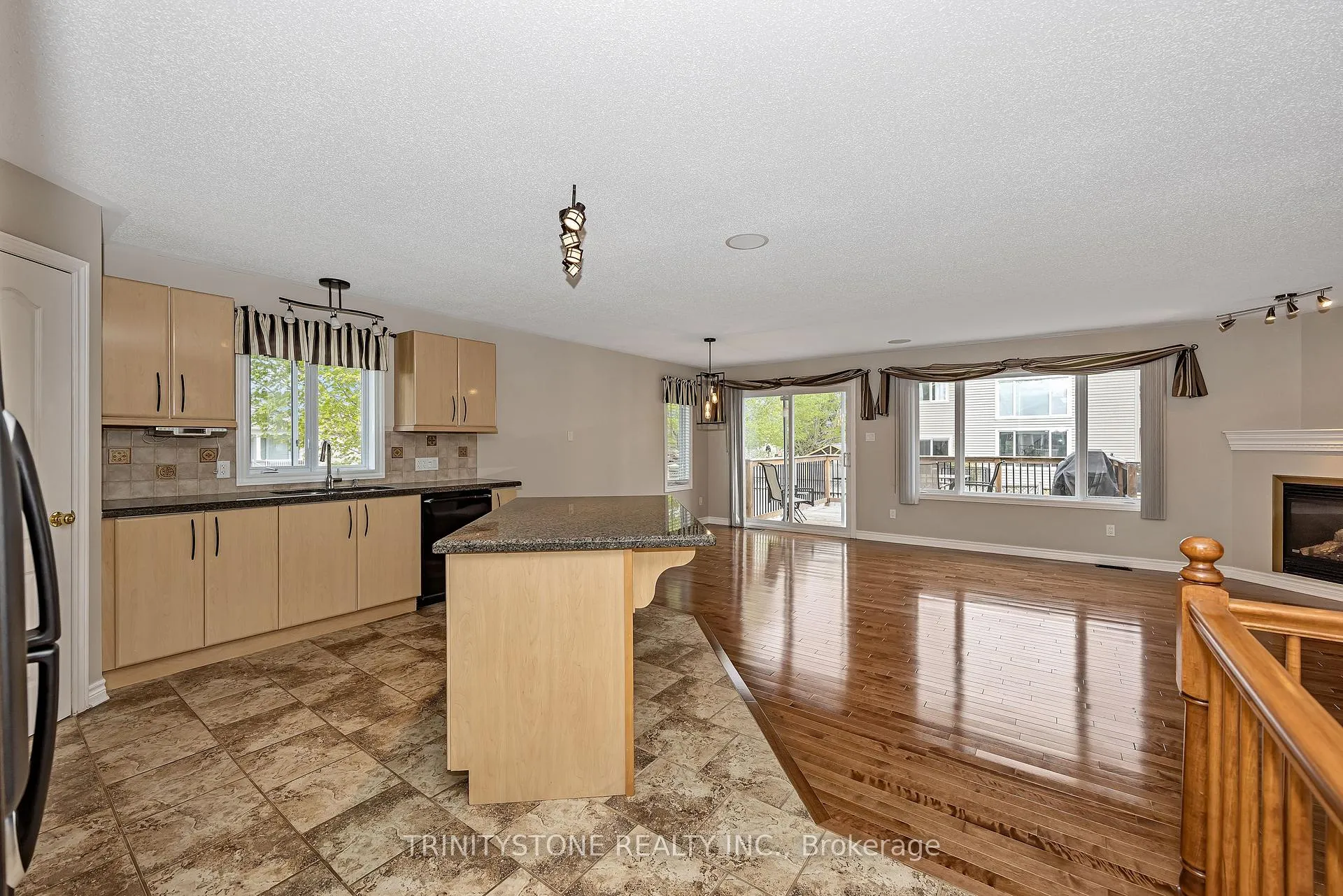 Photo 14 of 90 Sinclair Avenue, Carleton Place — HOMEH