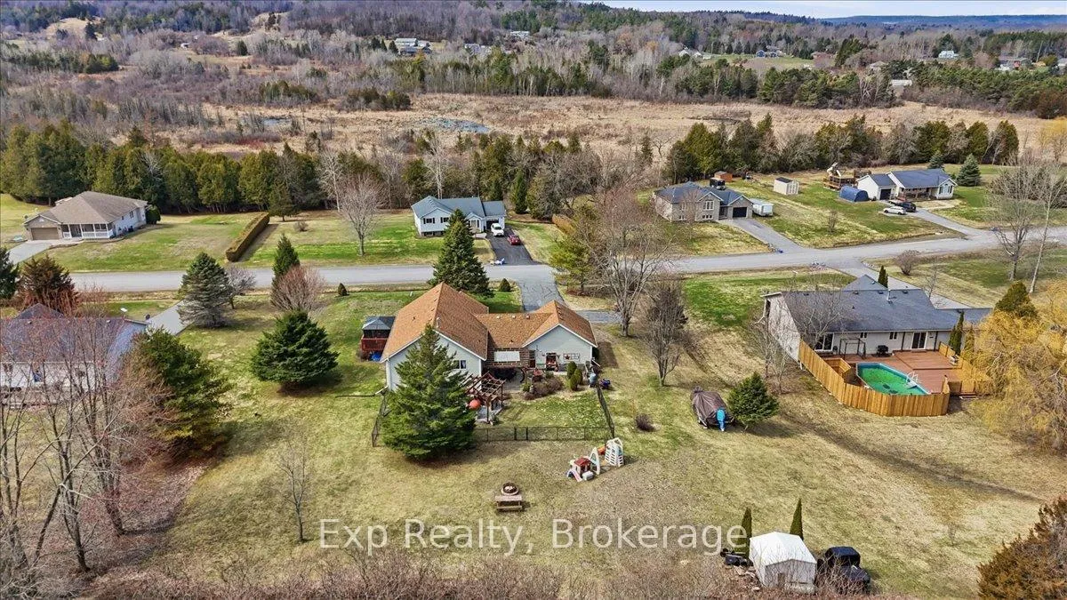 Photo 43 of 113 Deerfield Drive, Quinte West, Murray Ward — HOMEH
