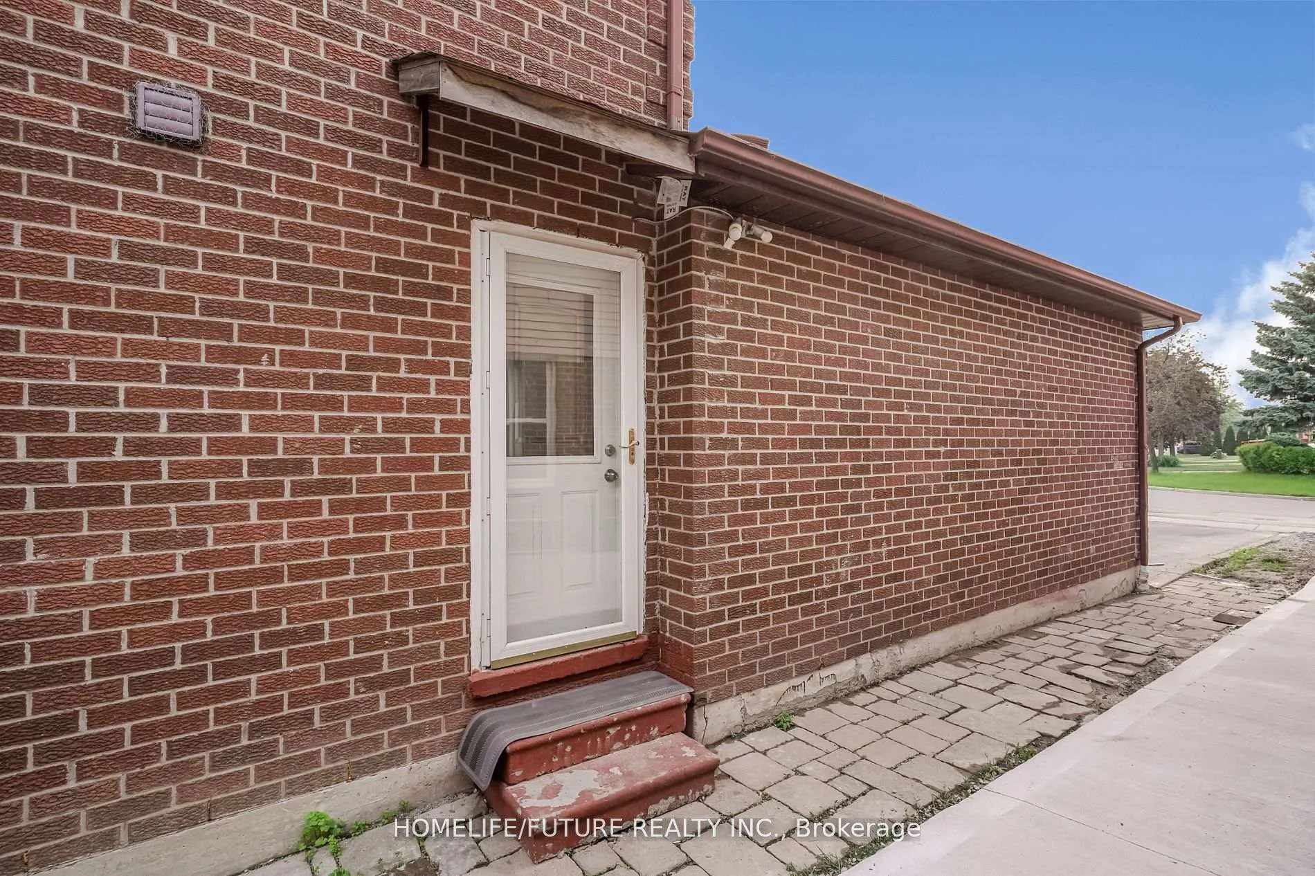 Photo 3 of Unit Bsmt, 47 Carisbrooke Square, Scarborough, Malvern — HOMEH