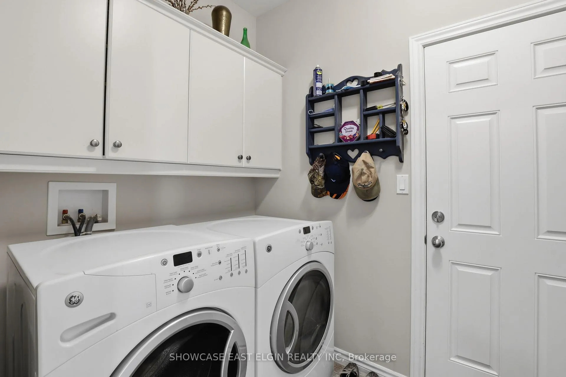 Photo 16 of 45 Treadwell Street, Aylmer — HOMEH