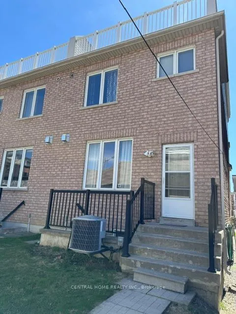 Photo 8 of 356 Cook Road, North York, York University Heights — HOMEH