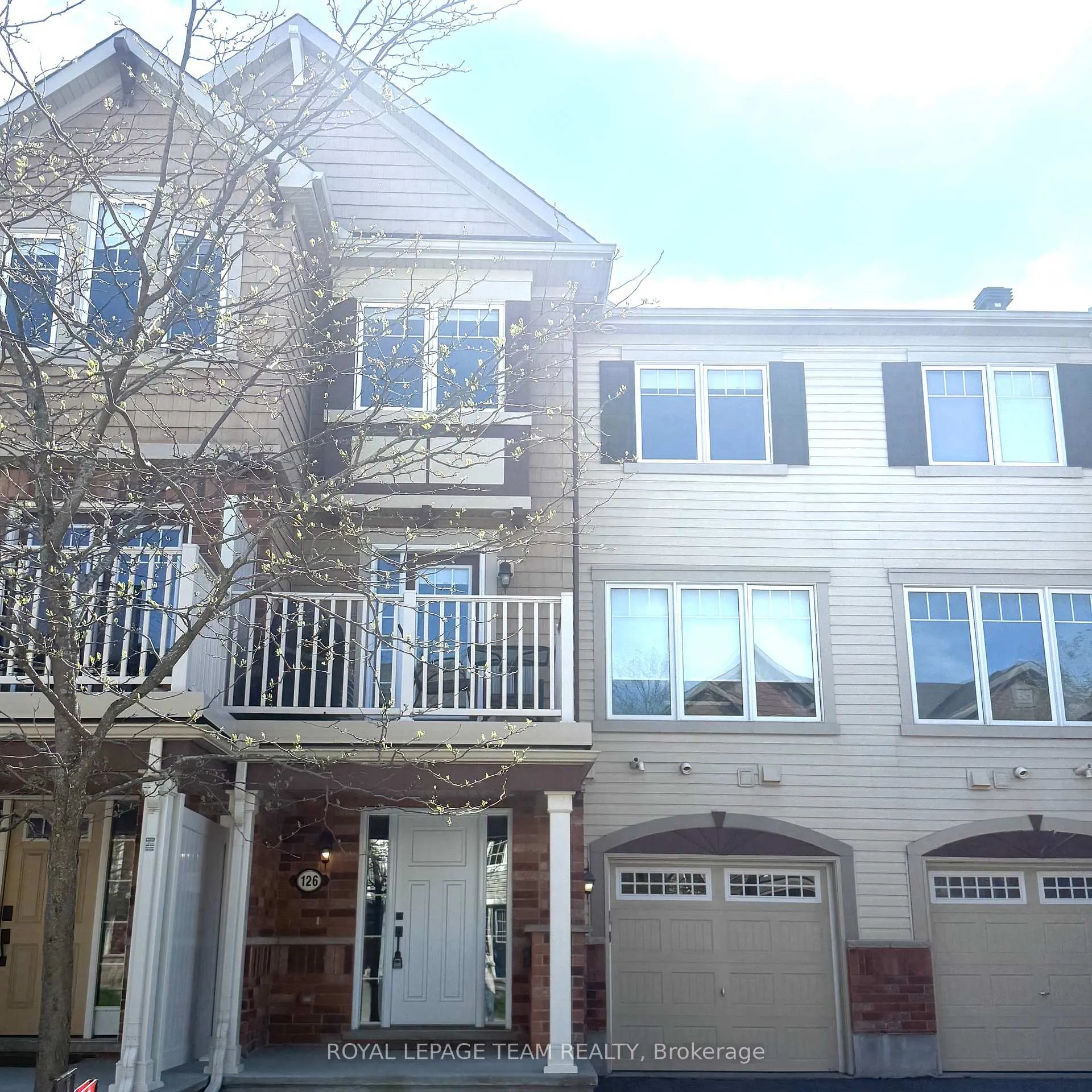Front of 126 Grenadine Street