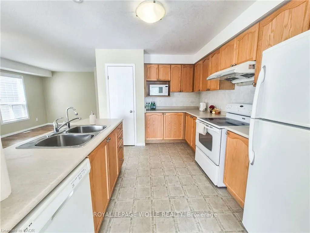Photo 3 of 775 Karlsfeld Road, Waterloo — HOMEH