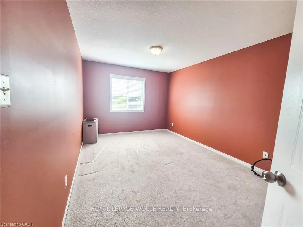 Photo 15 of 775 Karlsfeld Road, Waterloo — HOMEH
