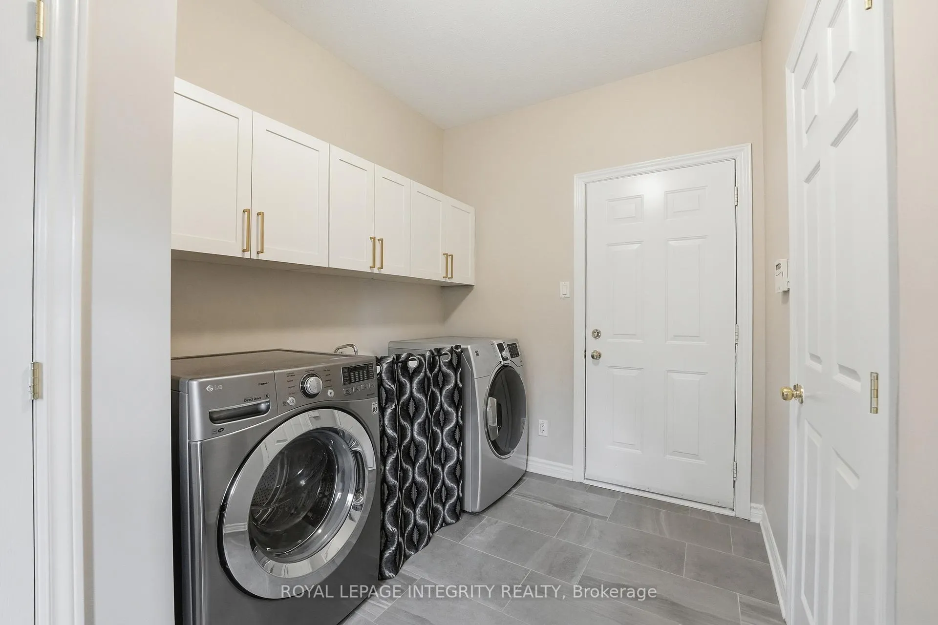 Photo 10 of 578 Devonwood Circle, Ottawa, Blossom Park/Kemp Park/Findlay Creek — HOMEH
