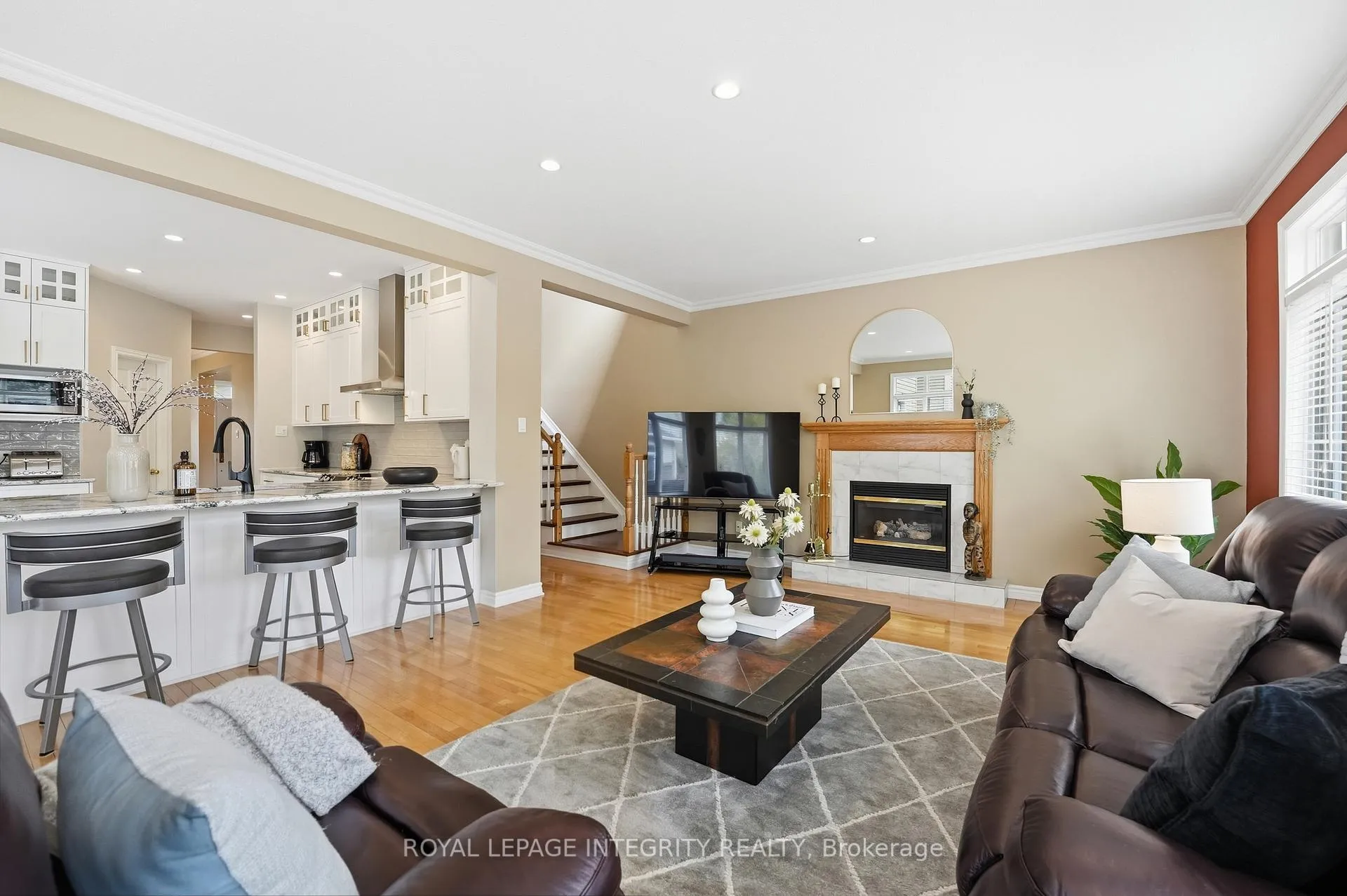 Photo 14 of 578 Devonwood Circle, Ottawa, Blossom Park/Kemp Park/Findlay Creek — HOMEH