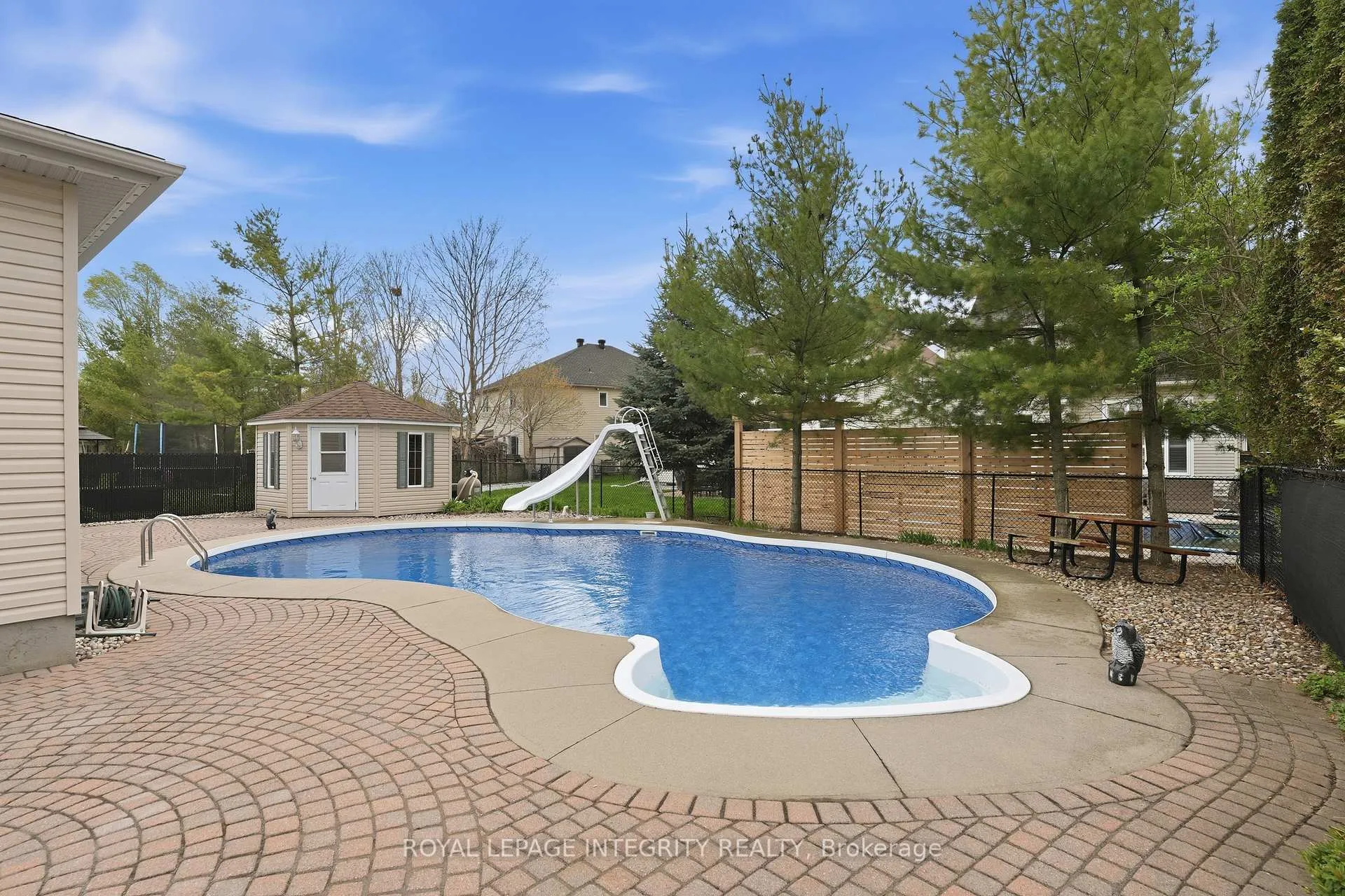Photo 46 of 578 Devonwood Circle, Ottawa, Blossom Park/Kemp Park/Findlay Creek — HOMEH