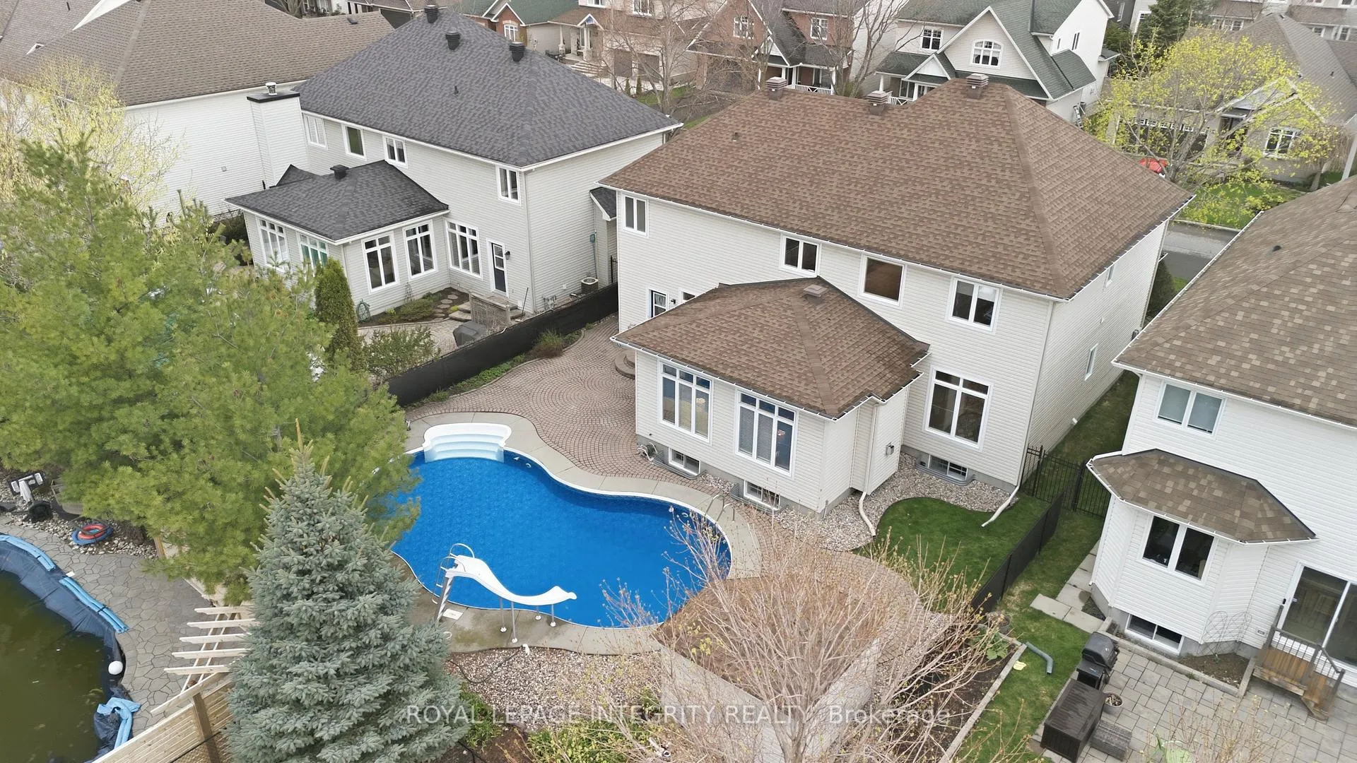 Photo 49 of 578 Devonwood Circle, Ottawa, Blossom Park/Kemp Park/Findlay Creek — HOMEH