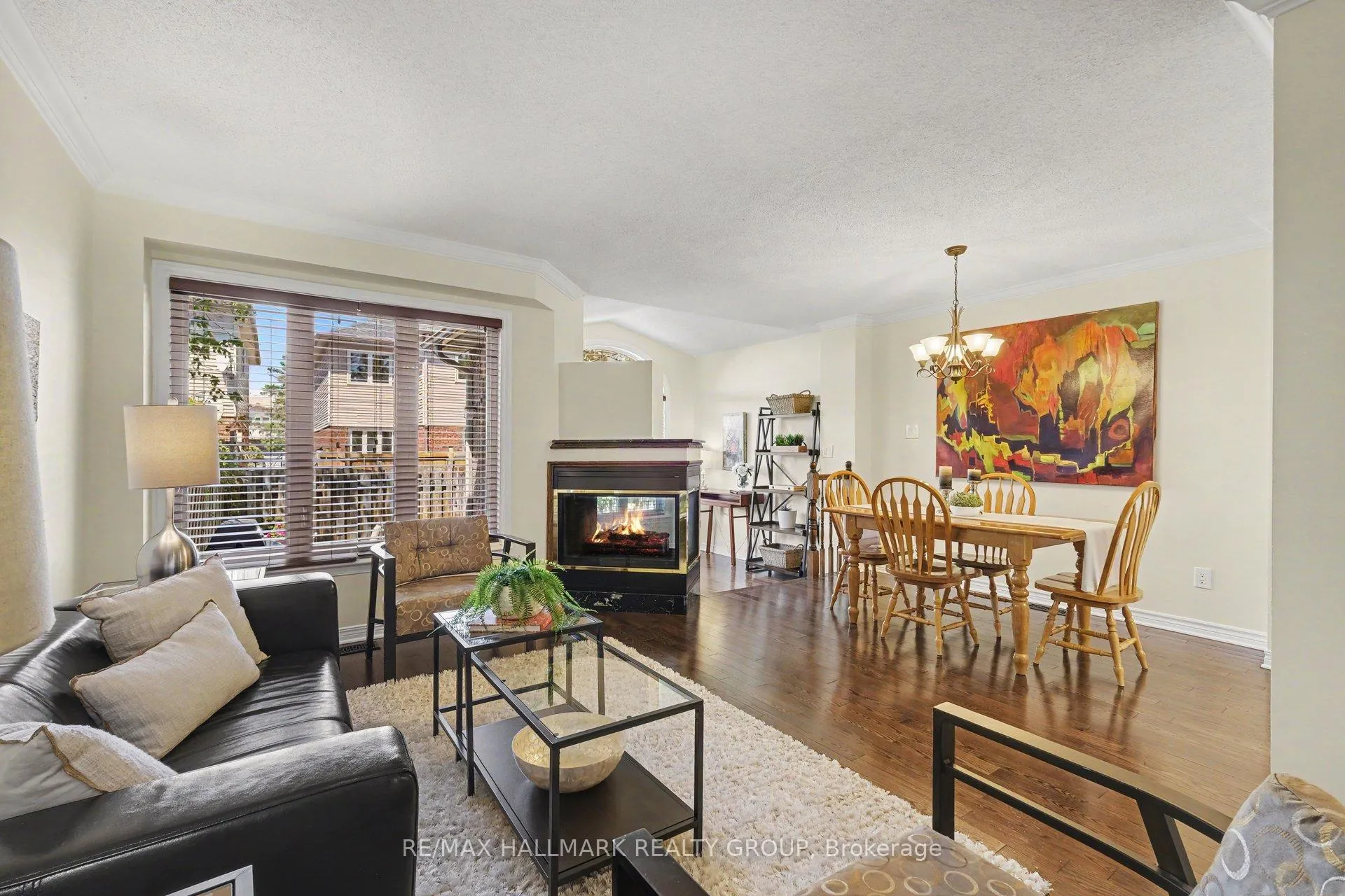 Photo 6 of 176 Hunterswood Crescent, Ottawa, Hunt Club Park — HOMEH