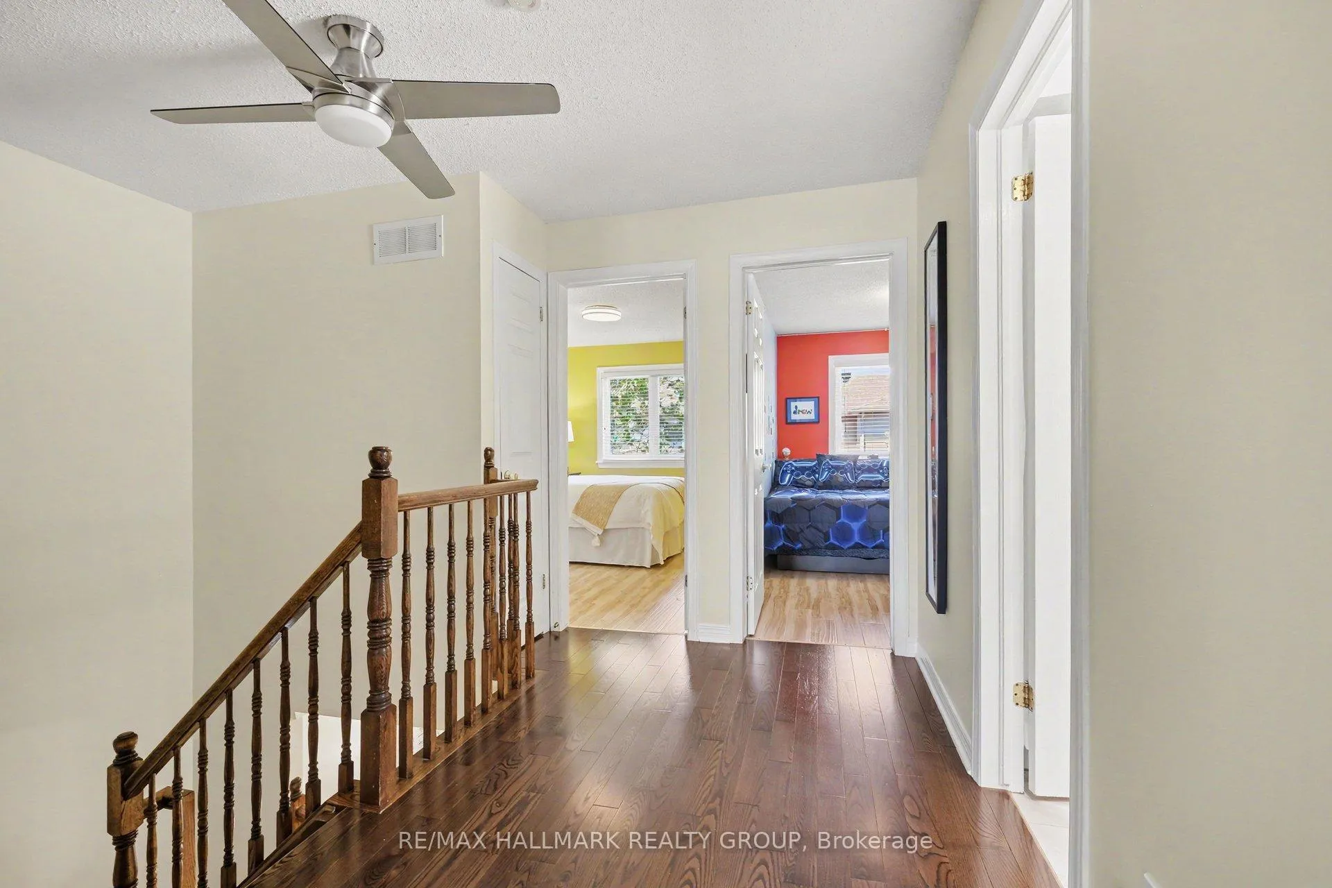 Photo 17 of 176 Hunterswood Crescent, Ottawa, Hunt Club Park — HOMEH