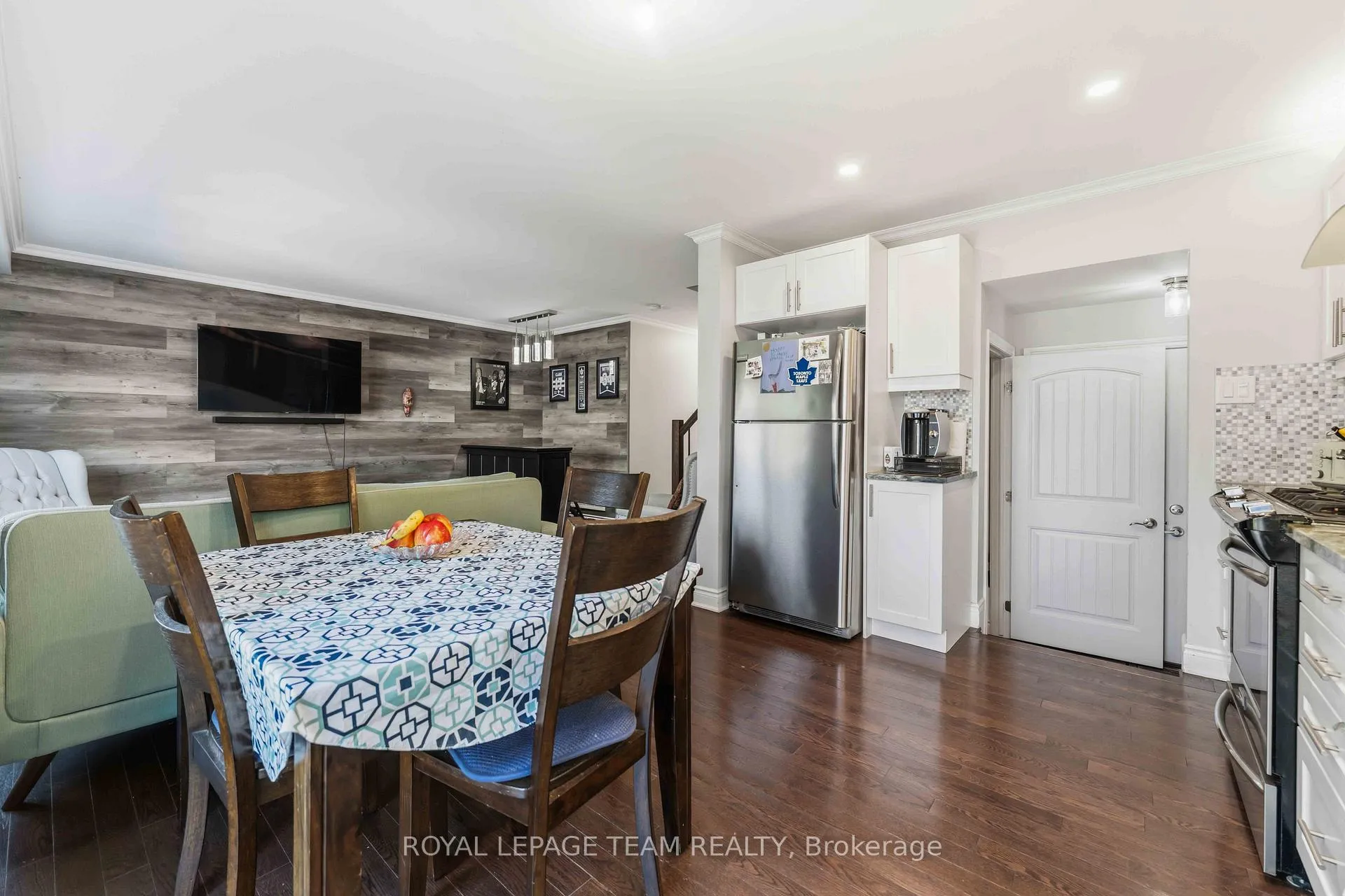 Photo 12 of 231 Cayman Road, Ottawa, Stittsville (North) — HOMEH