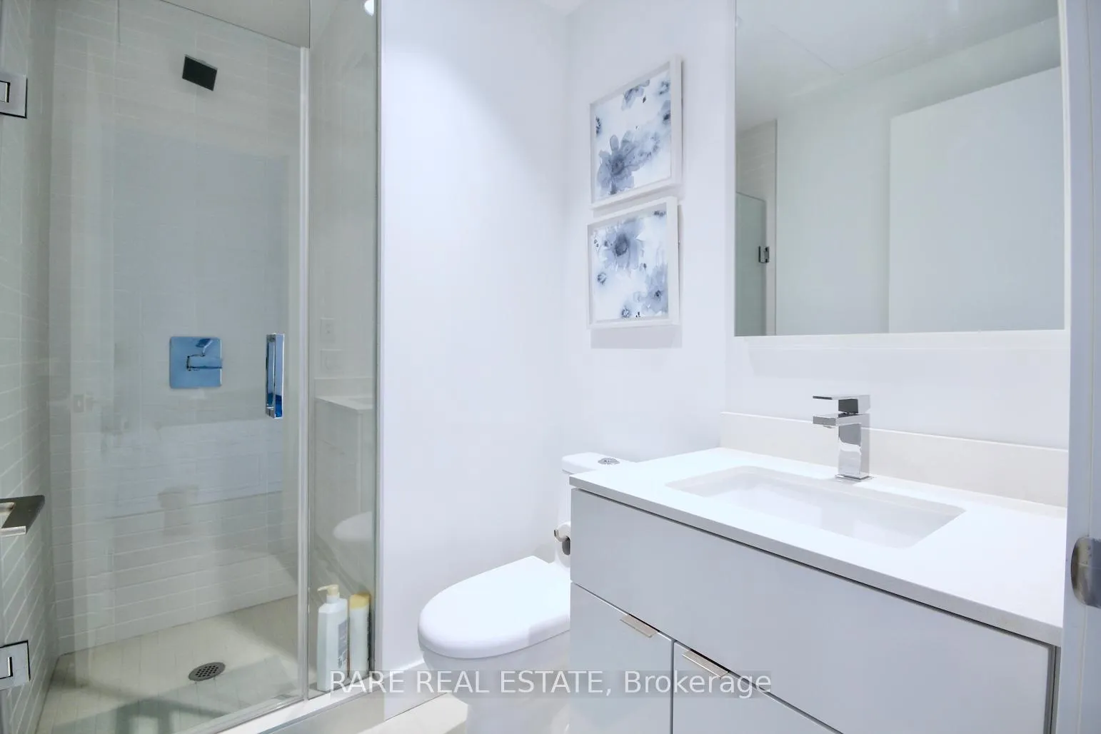 Photo 8 of Unit 2108, 7 Grenville Street, Toronto, Bay Street Corridor — HOMEH