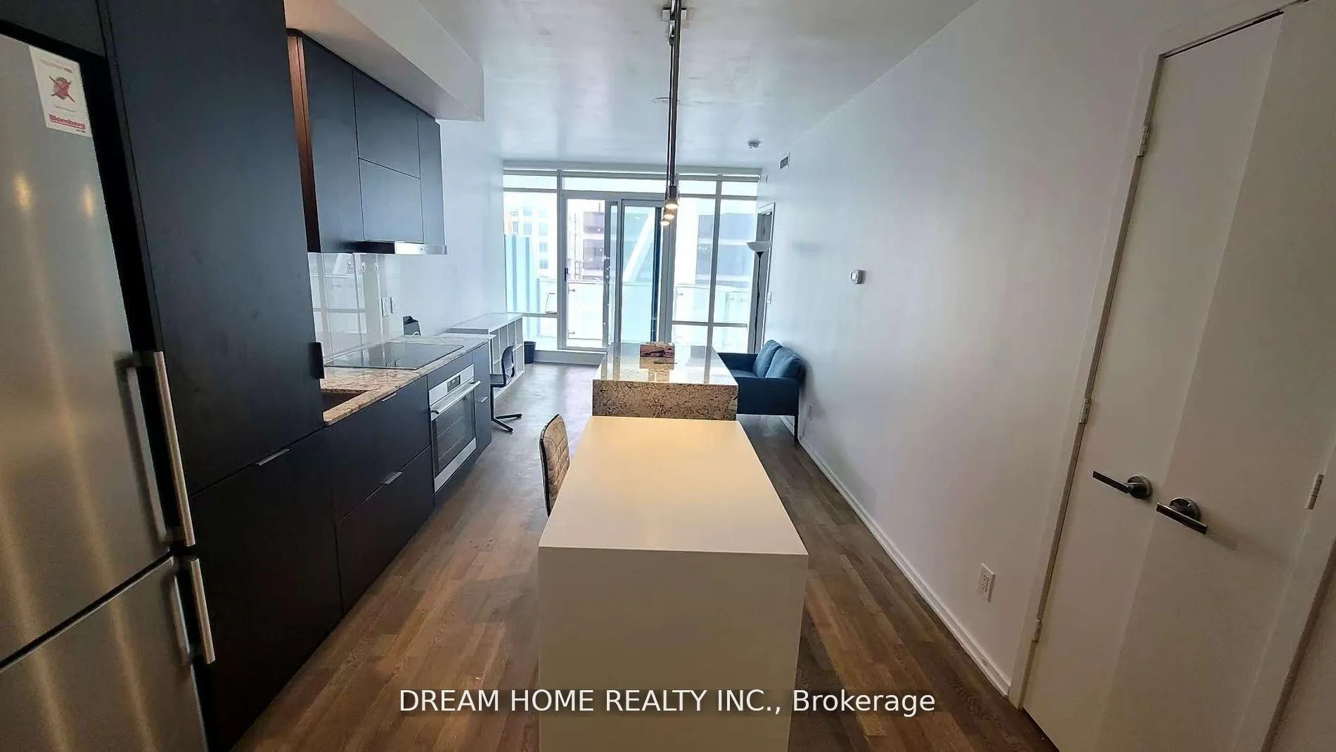 Photo 3 of Unit 3708, 1 Bloor Street E, Toronto, Church-Yonge Corridor — HOMEH