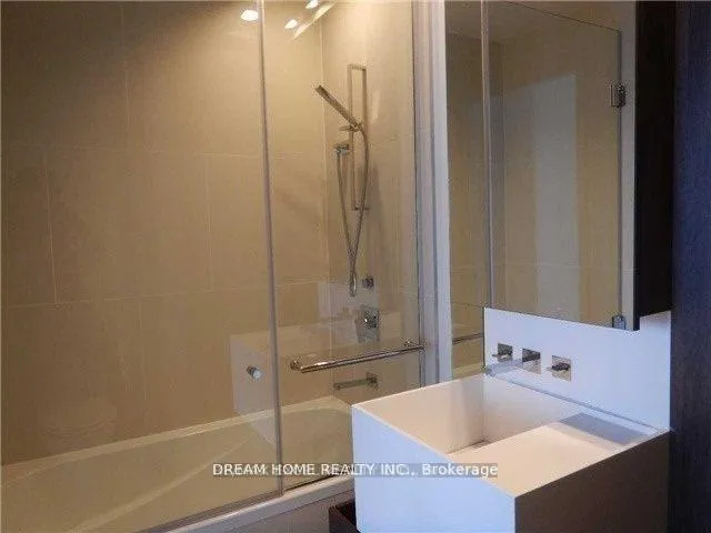 Photo 7 of Unit 3708, 1 Bloor Street E, Toronto, Church-Yonge Corridor — HOMEH