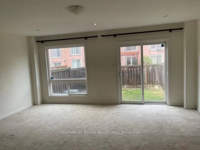 Photo 4 of 32 Etienne Street, Scarborough, Clairlea-Birchmount — HOMEH