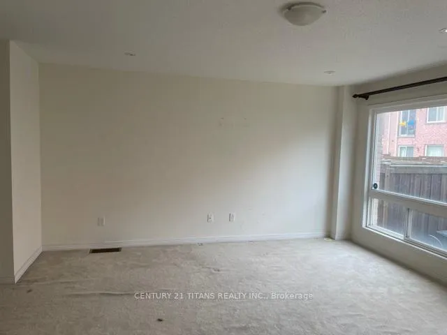 Photo 5 of 32 Etienne Street, Scarborough, Clairlea-Birchmount — HOMEH