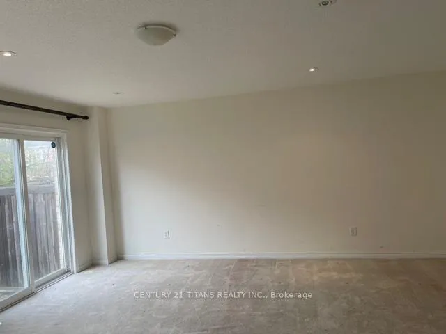 Photo 6 of 32 Etienne Street, Scarborough, Clairlea-Birchmount — HOMEH