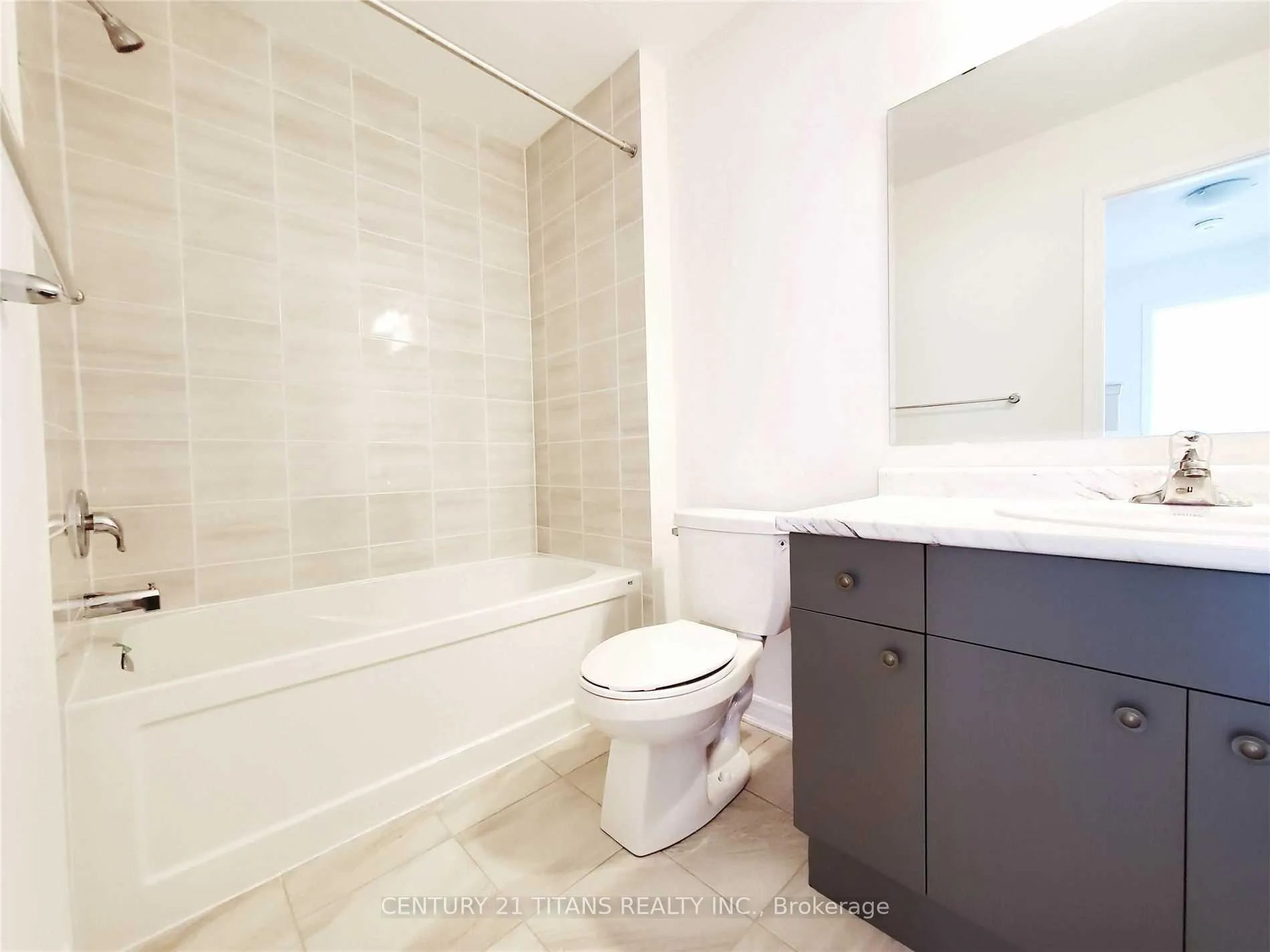 Photo 22 of 32 Etienne Street, Scarborough, Clairlea-Birchmount — HOMEH