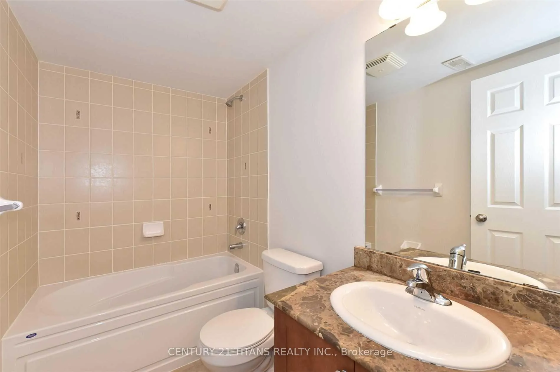 Photo 23 of 32 Etienne Street, Scarborough, Clairlea-Birchmount — HOMEH