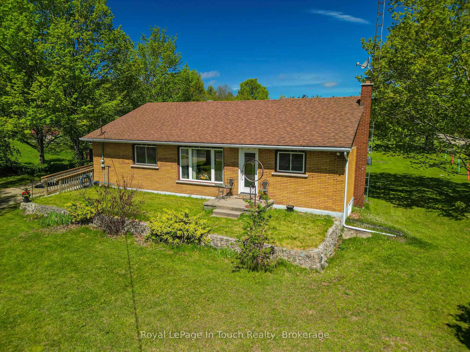 Photo 2 of 859 Cedar Point Road, Tiny, Rural Tiny — HOMEH