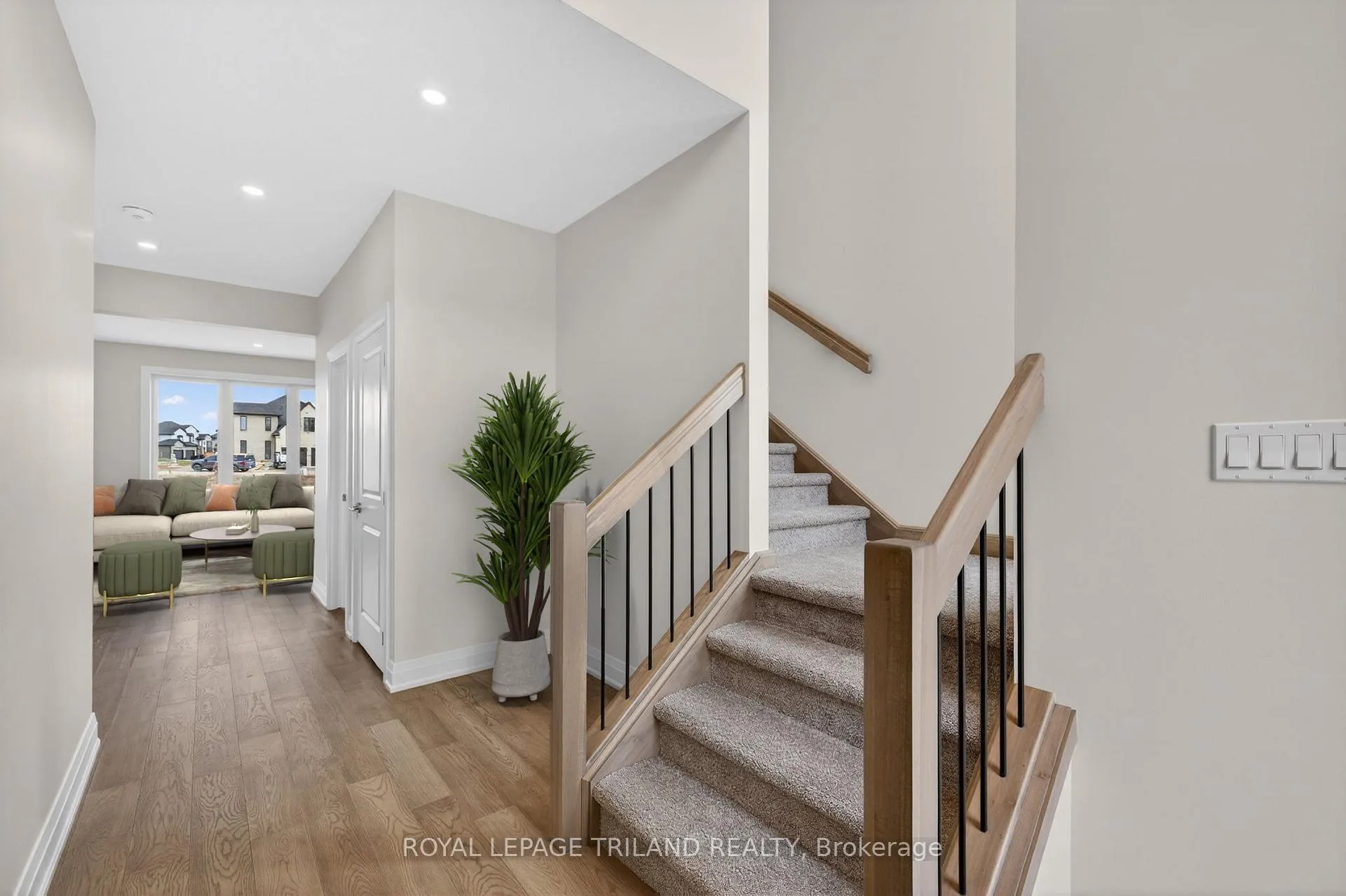 Photo 7 of 47 Allister Drive, Middlesex Centre, Rural Middlesex Centre — HOMEH