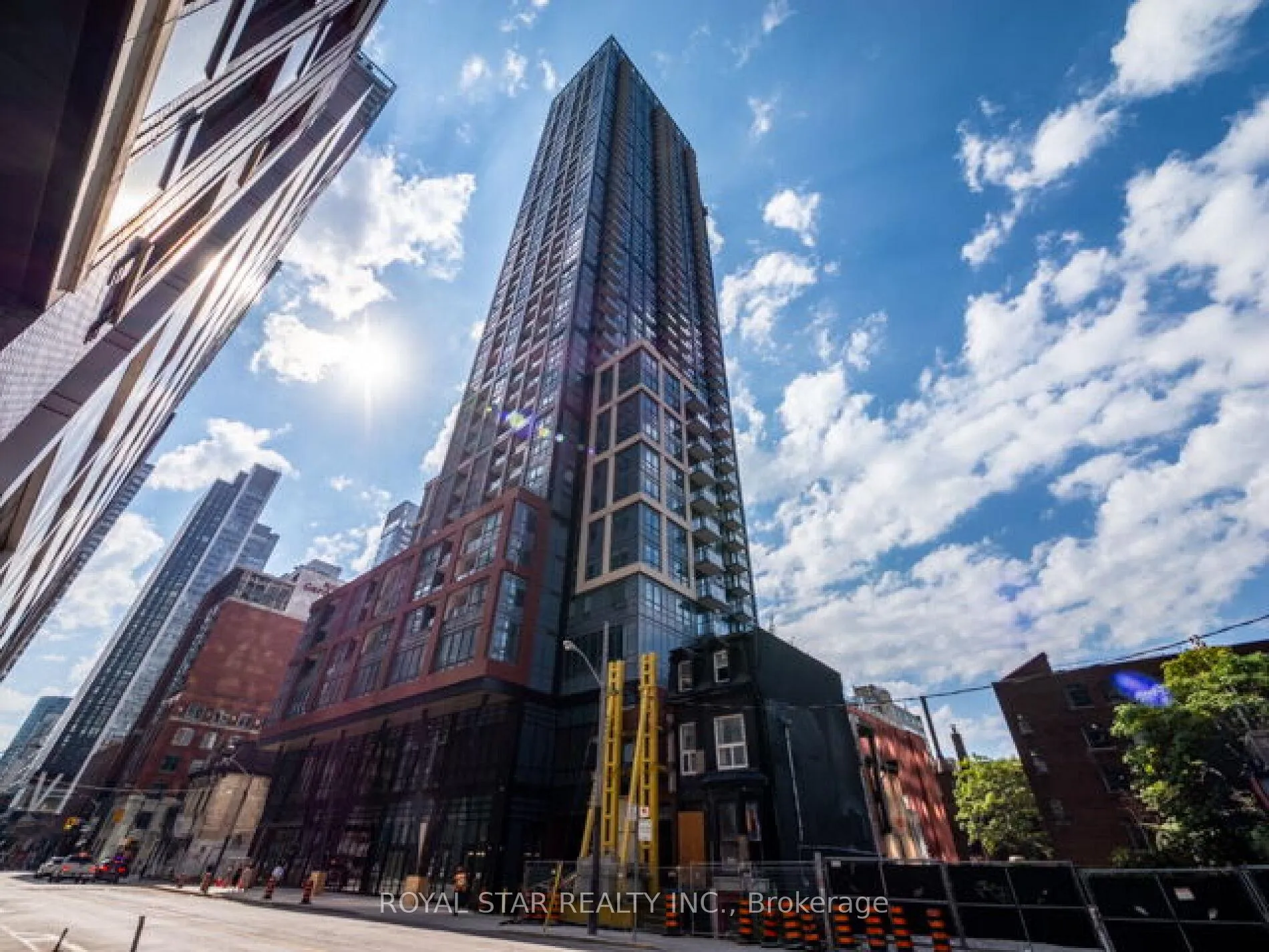 Photo 2 of Unit 518, 108 Peter Street, Toronto, Waterfront Communities — HOMEH