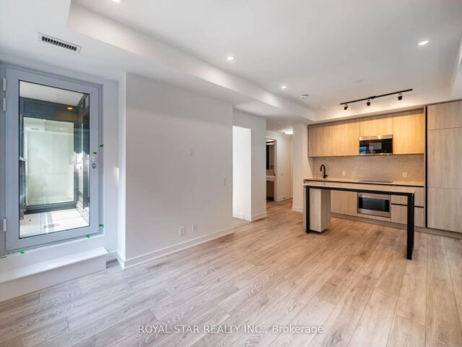 Photo 11 of Unit 518, 108 Peter Street, Toronto, Waterfront Communities — HOMEH