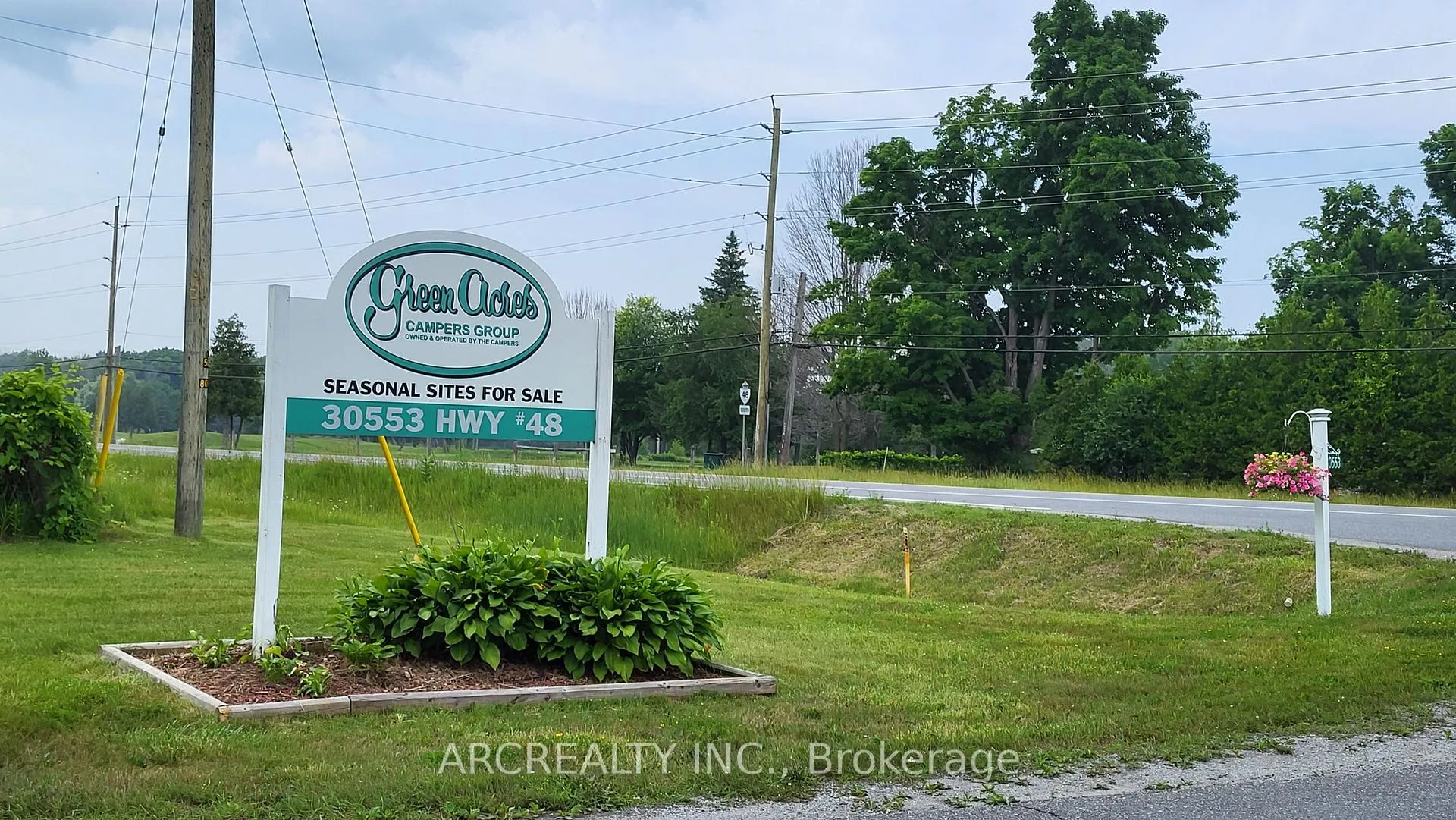 Photo 1 of 105 Horseshoe Circle, Georgina, Pefferlaw — HOMEH