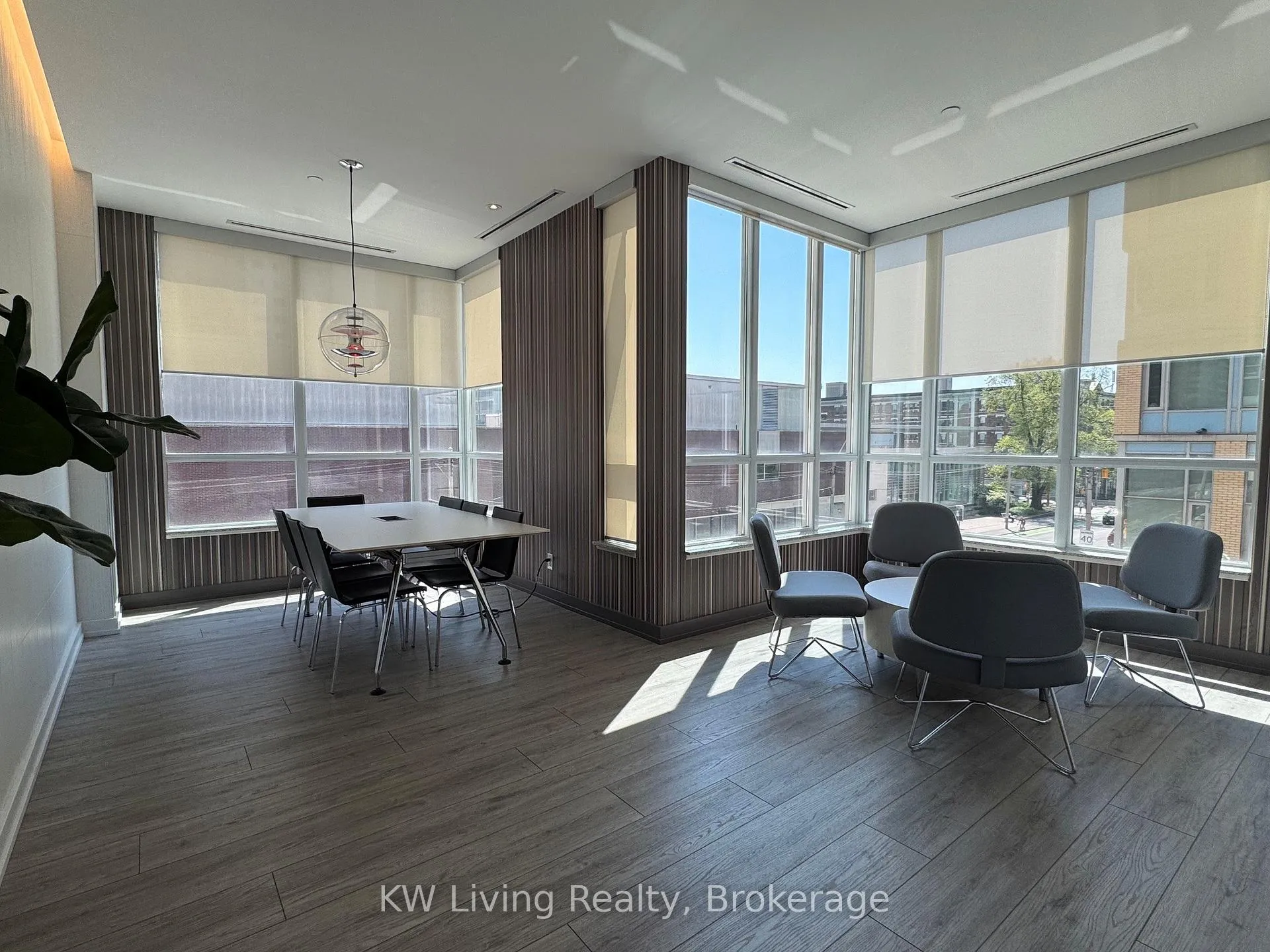 Photo 4 of Unit 1010, 500 Sherbourne Street, Toronto, North St. James Town — HOMEH