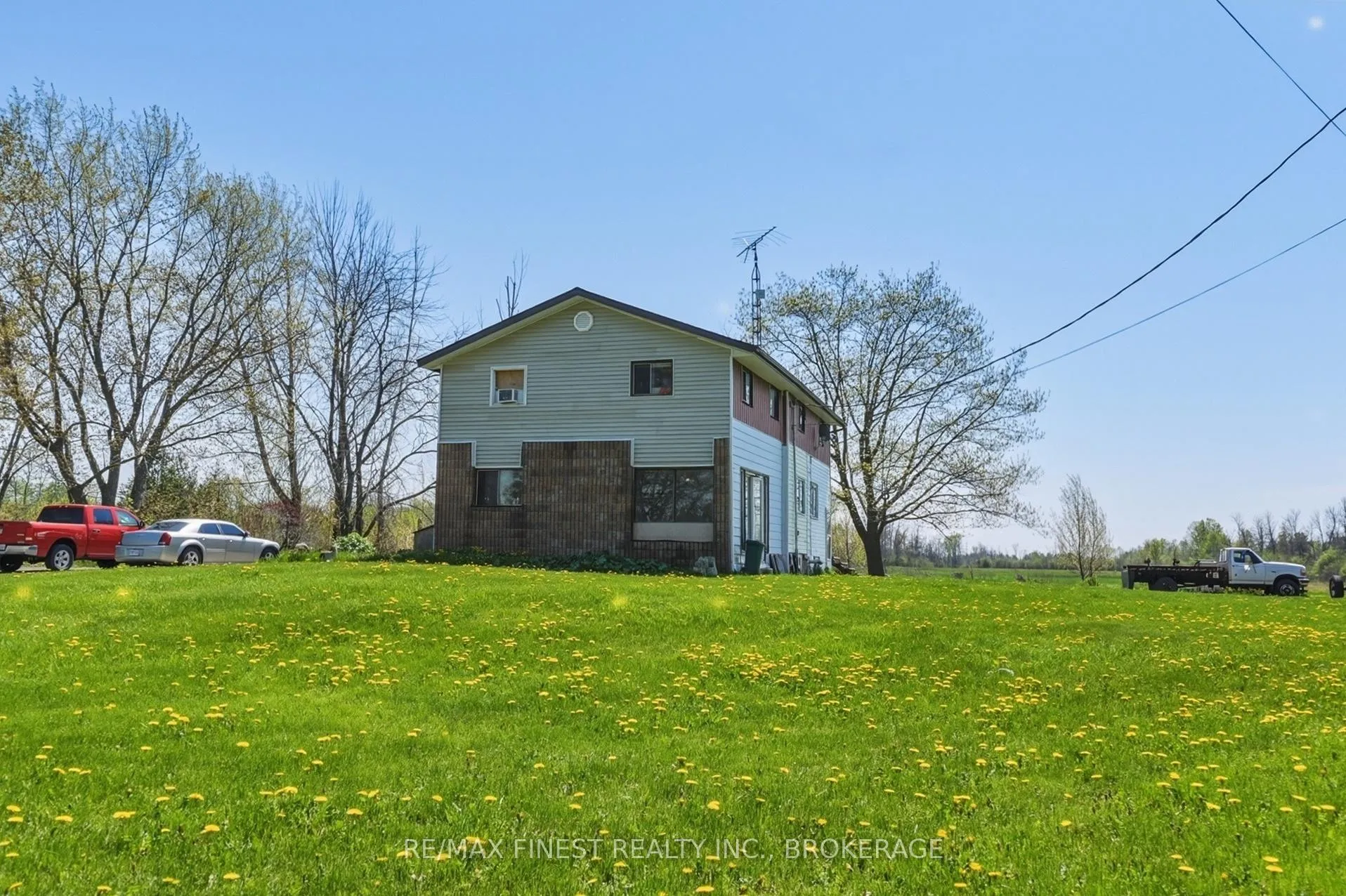 Photo 10 of 602 Caton Road, Loyalist, Lennox and Addington - South — HOMEH