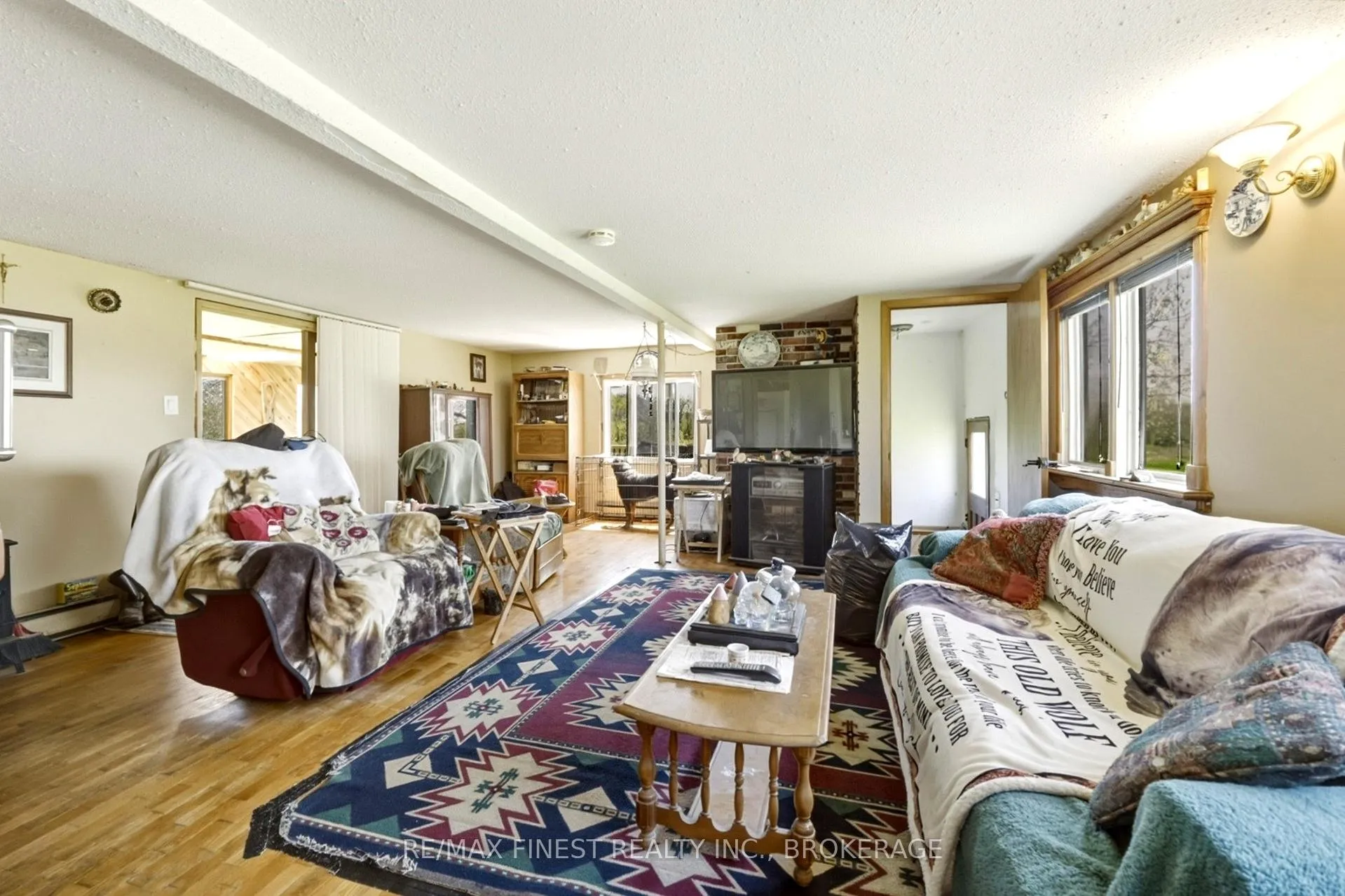 Photo 14 of 602 Caton Road, Loyalist, Lennox and Addington - South — HOMEH