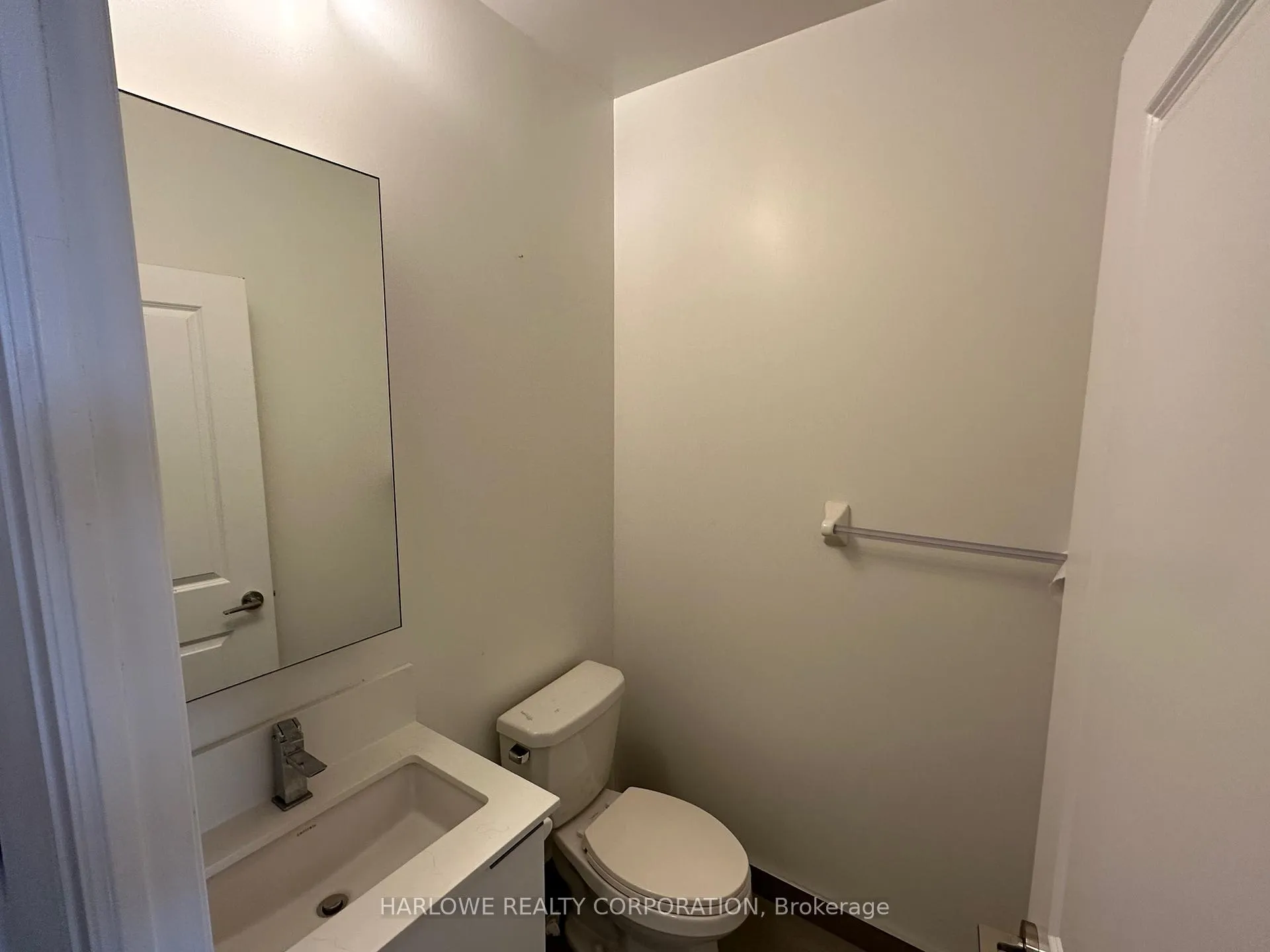 Photo 10 of Unit 911, 99 Eagle Rock Way, Vaughan, Rural Vaughan — HOMEH