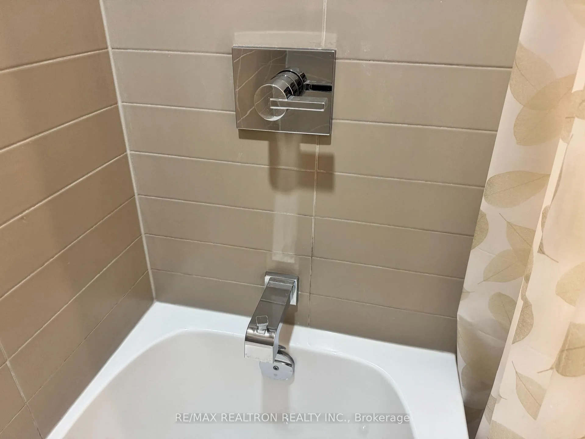 Photo 10 of Unit 1903, 501 Yonge Street, Toronto, Church-Yonge Corridor — HOMEH